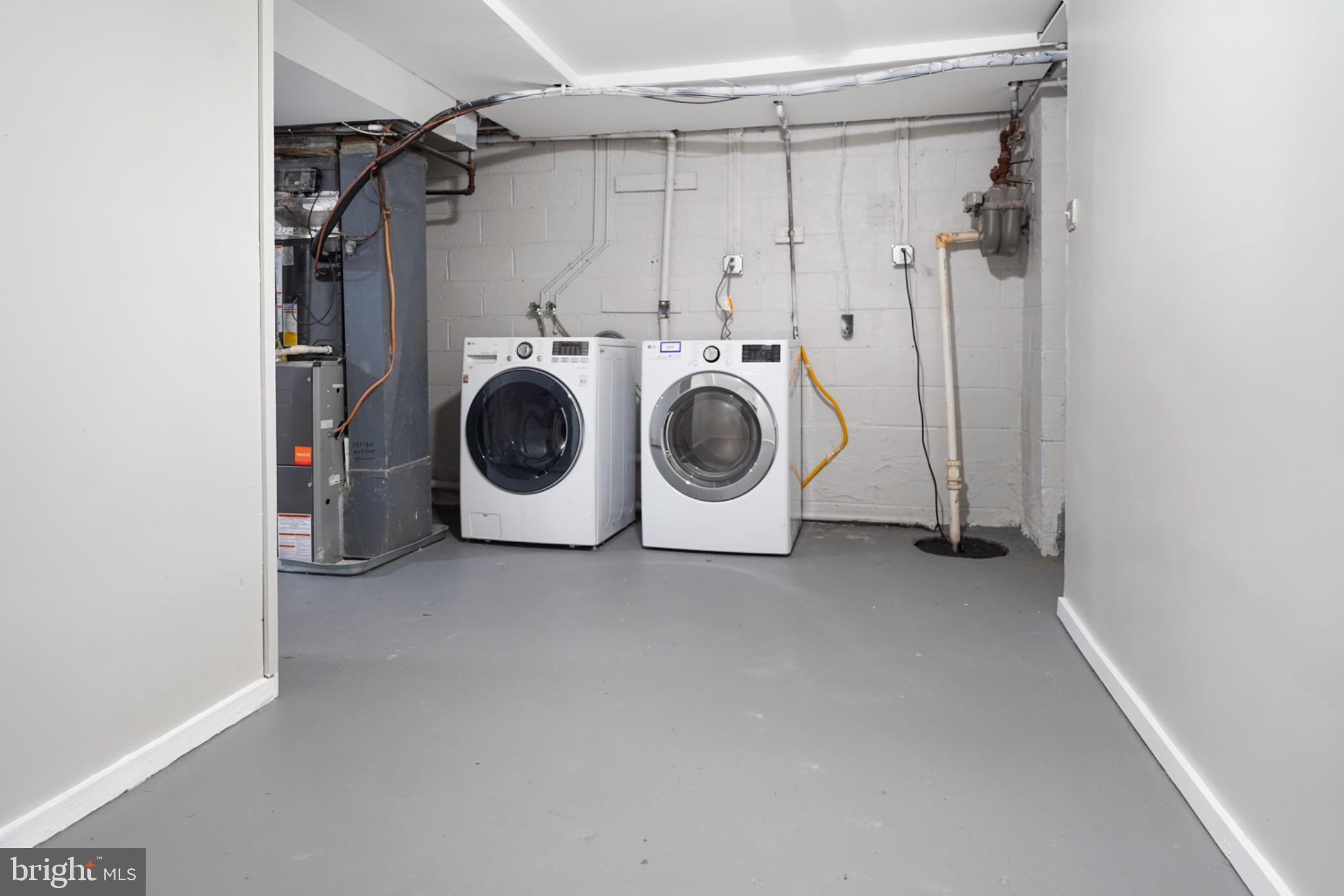 STILLMEADOWS CONDO - Residential