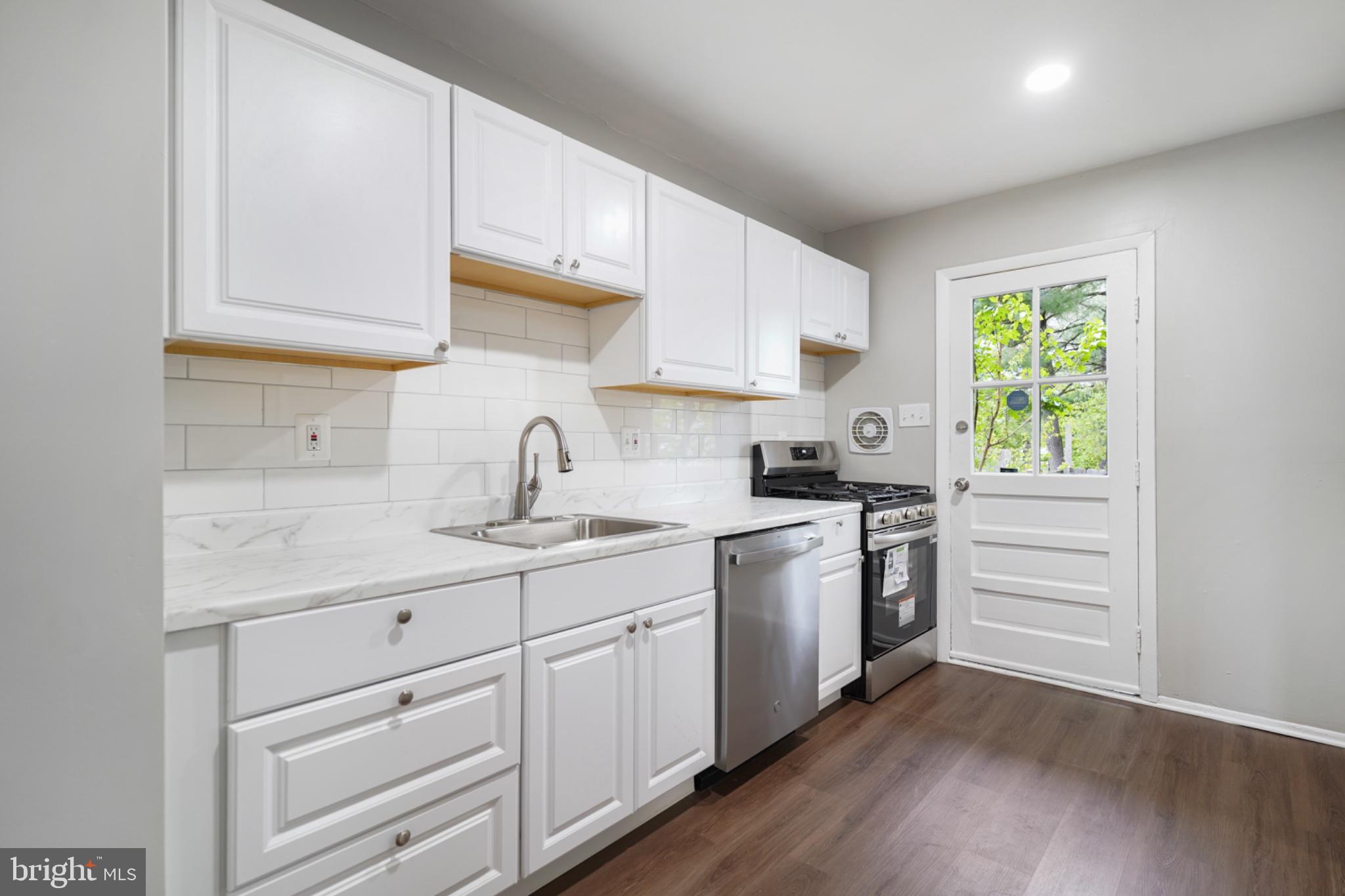 STILLMEADOWS CONDO - Residential