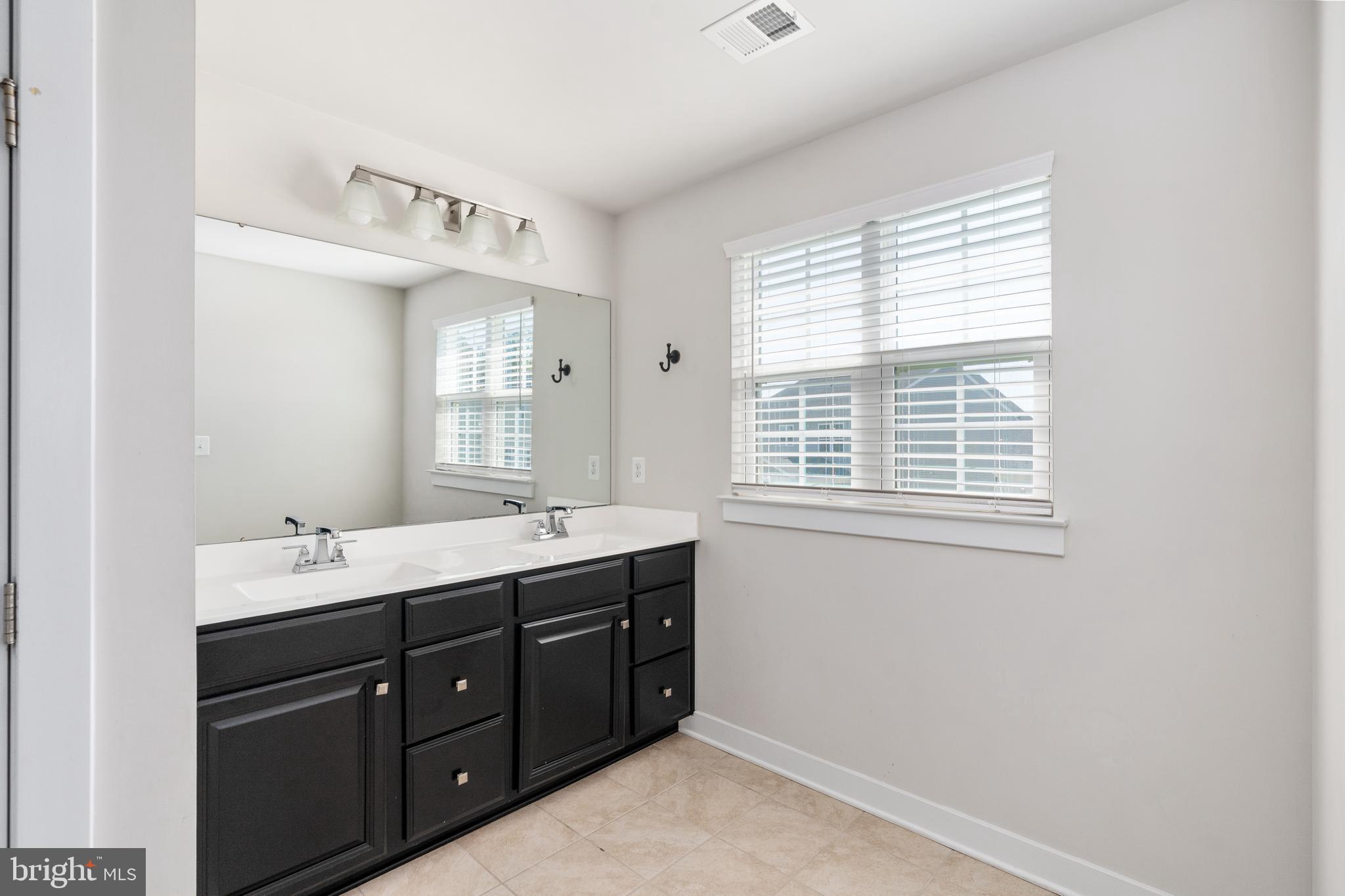 LEES PARKE - Residential