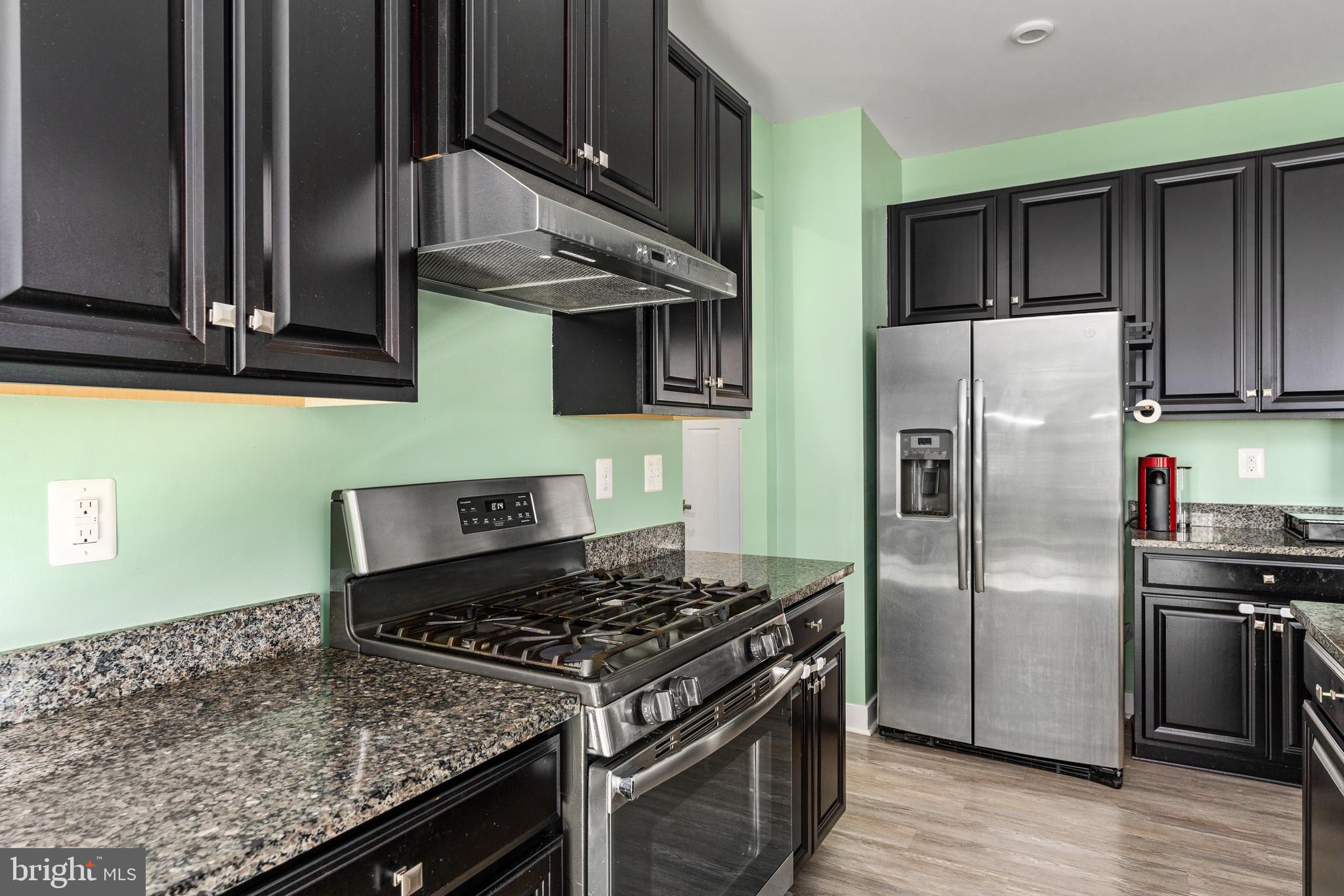 LEES PARKE - Residential