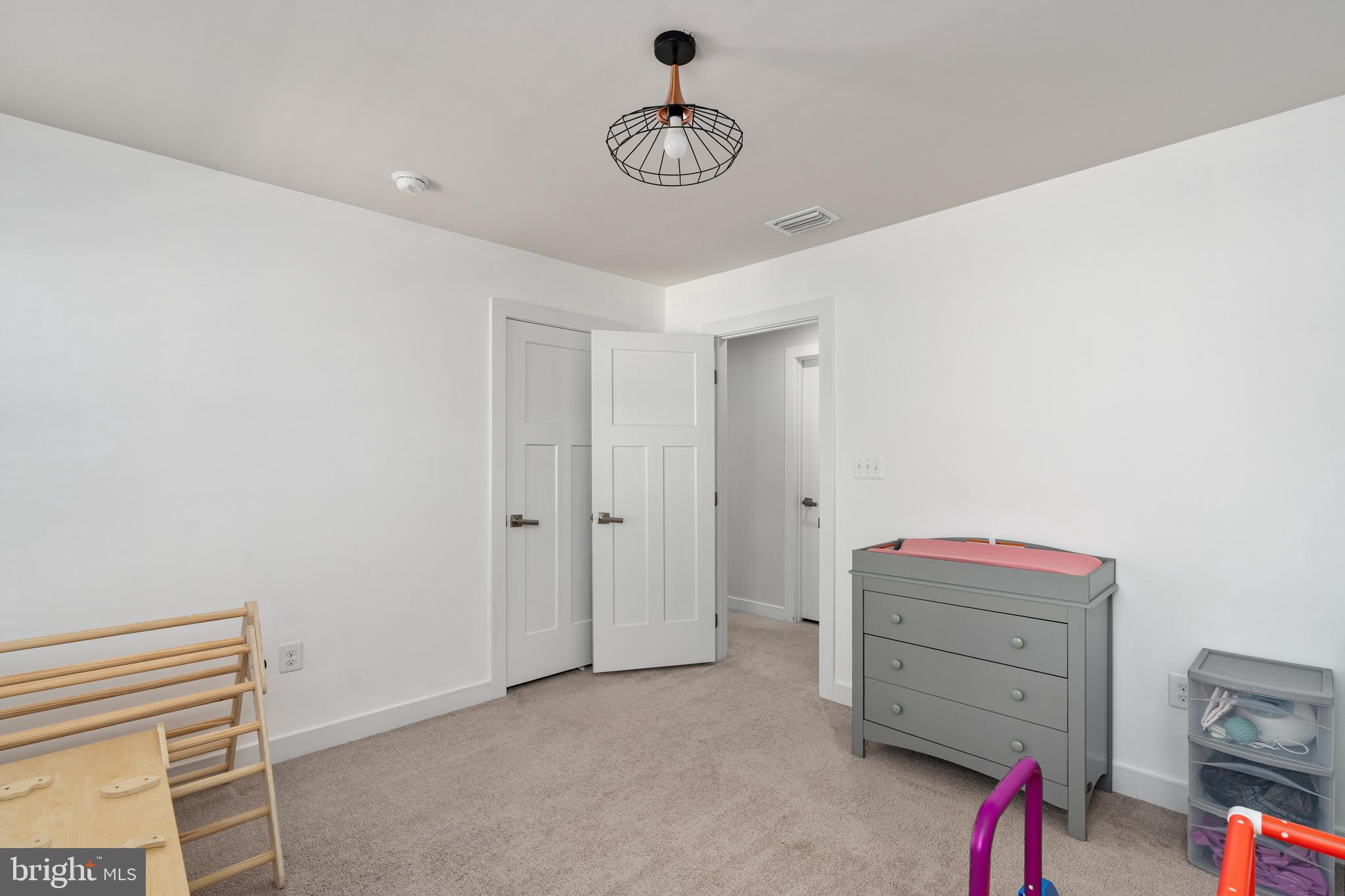 LEES PARKE - Residential