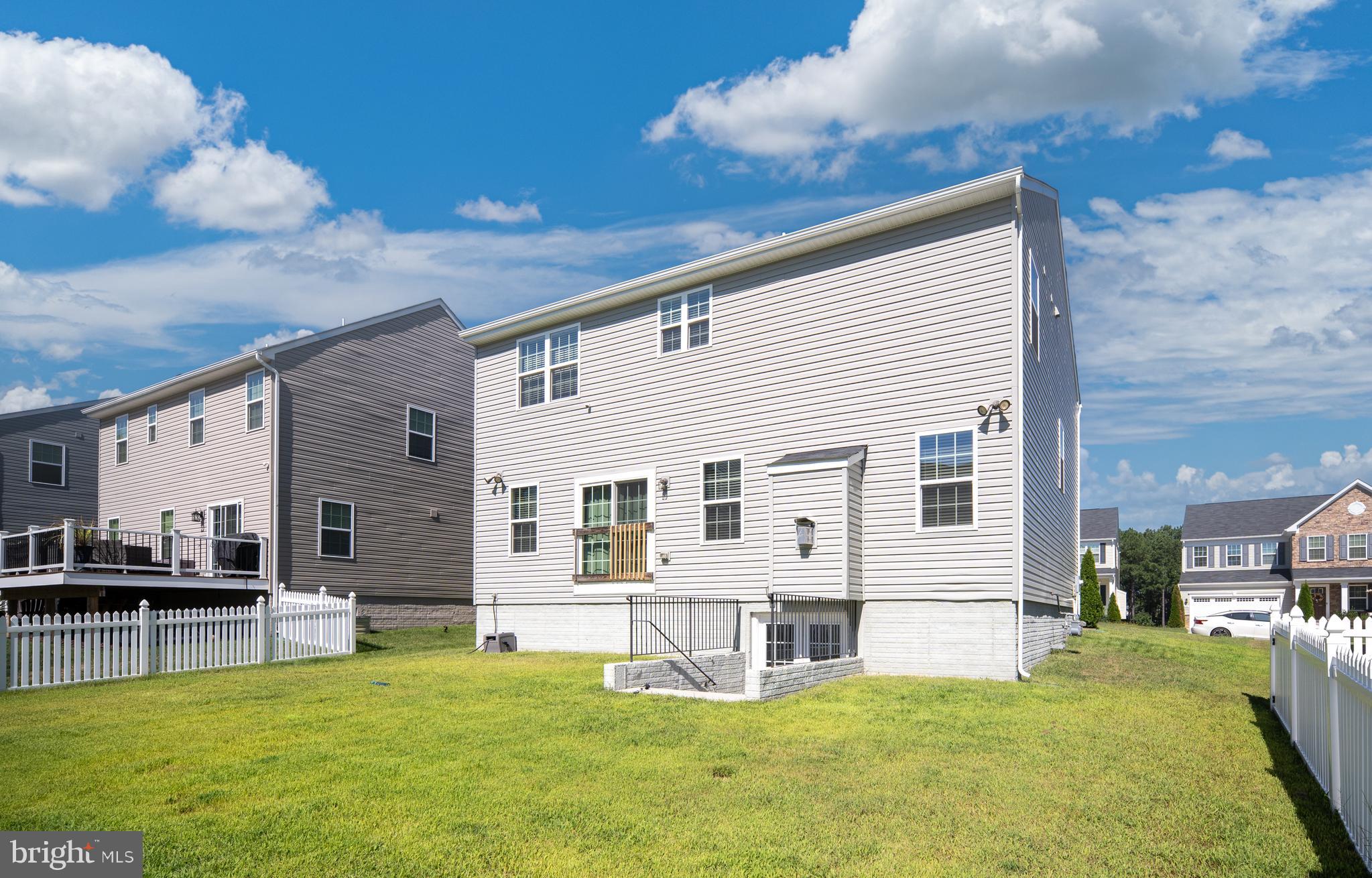 LEES PARKE - Residential