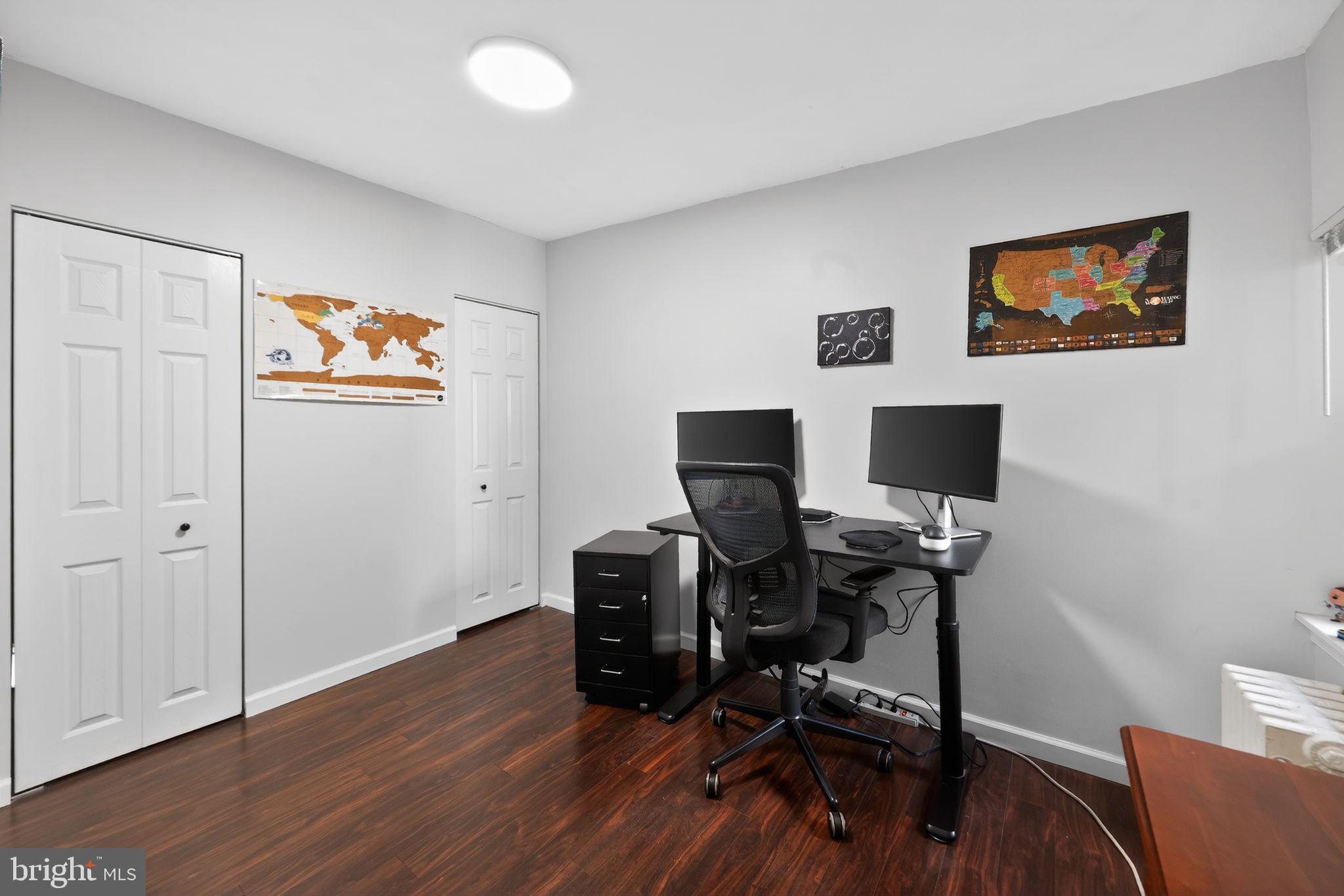 PASSYUNK SQUARE - Residential