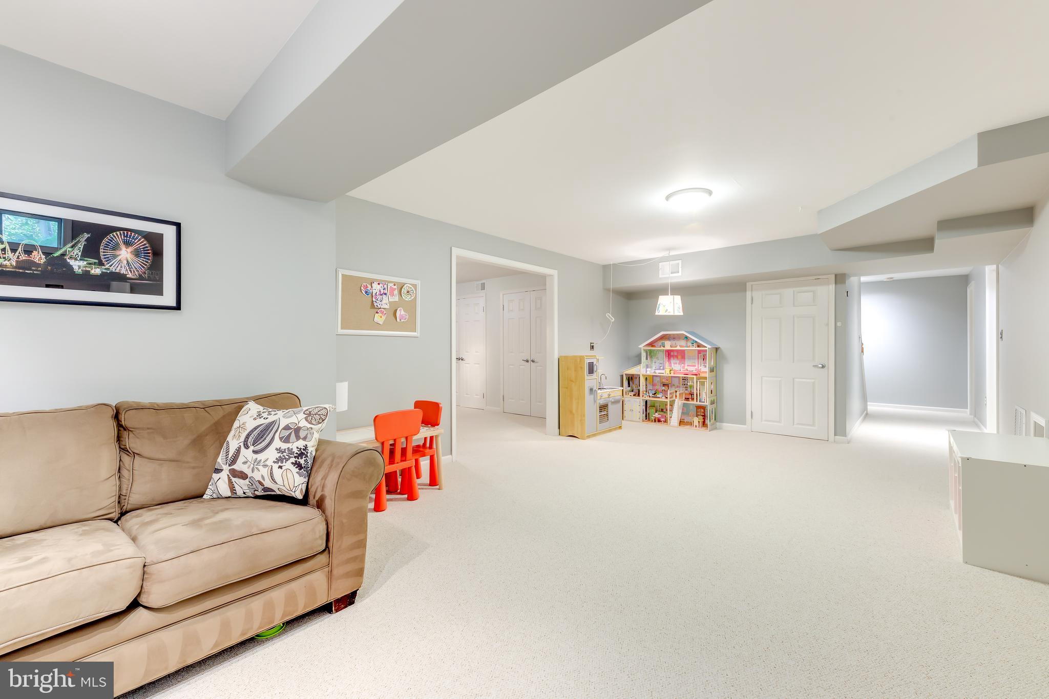 CENTRE RIDGE - Residential