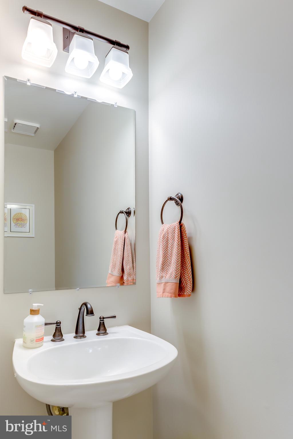 CENTRE RIDGE - Residential