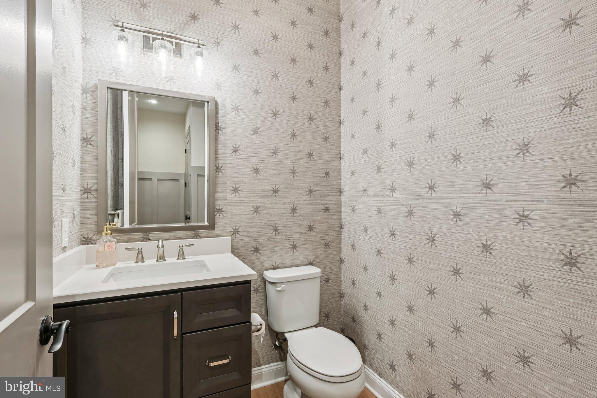 IRONSTONE AT BLUE BELL - Residential