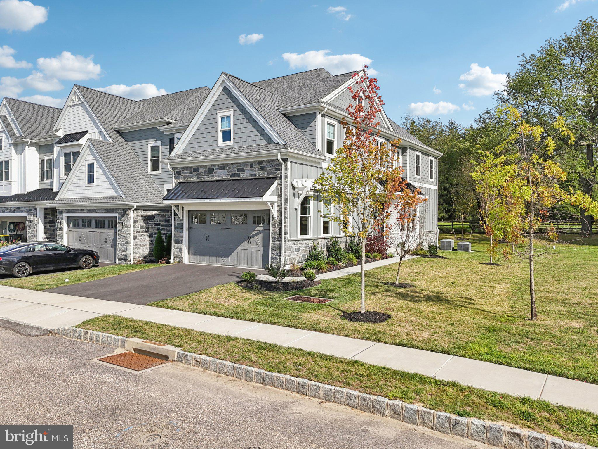 IRONSTONE AT BLUE BELL - Residential