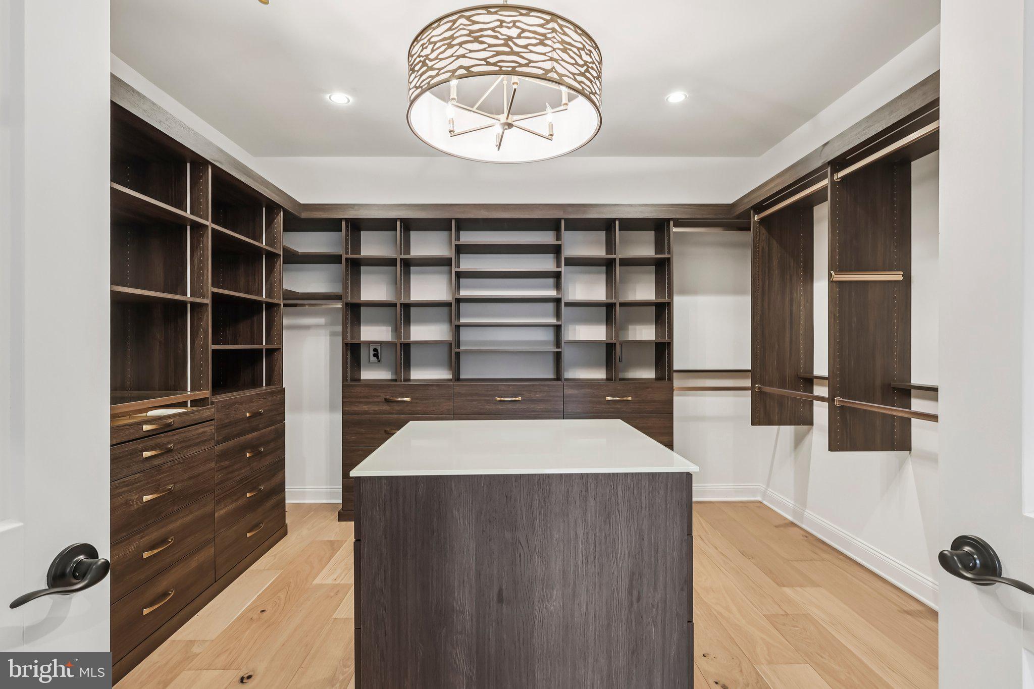 IRONSTONE AT BLUE BELL - Residential