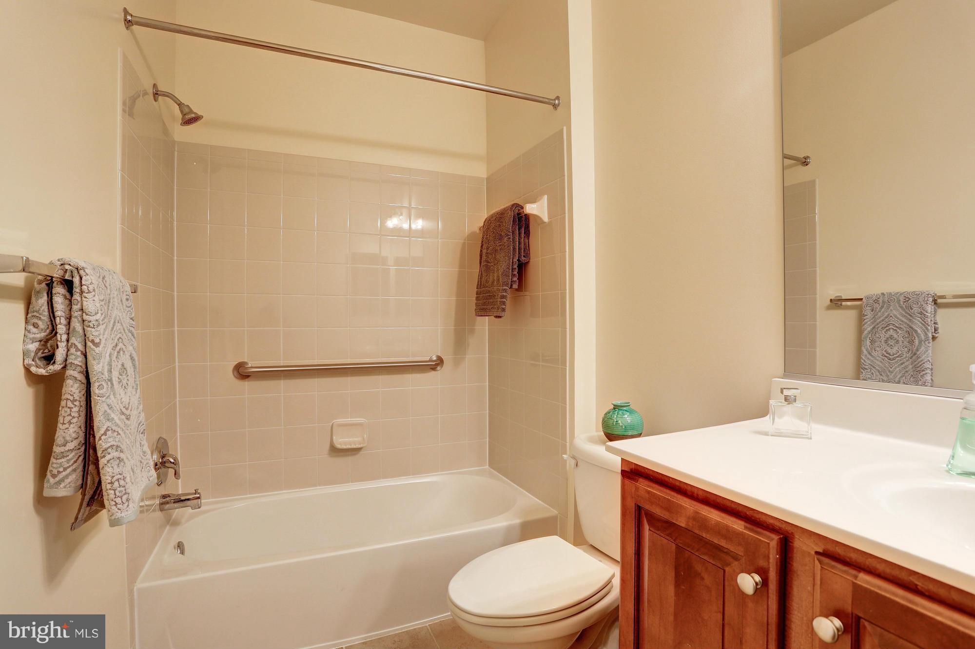 PINEY ORCHARD - Residential