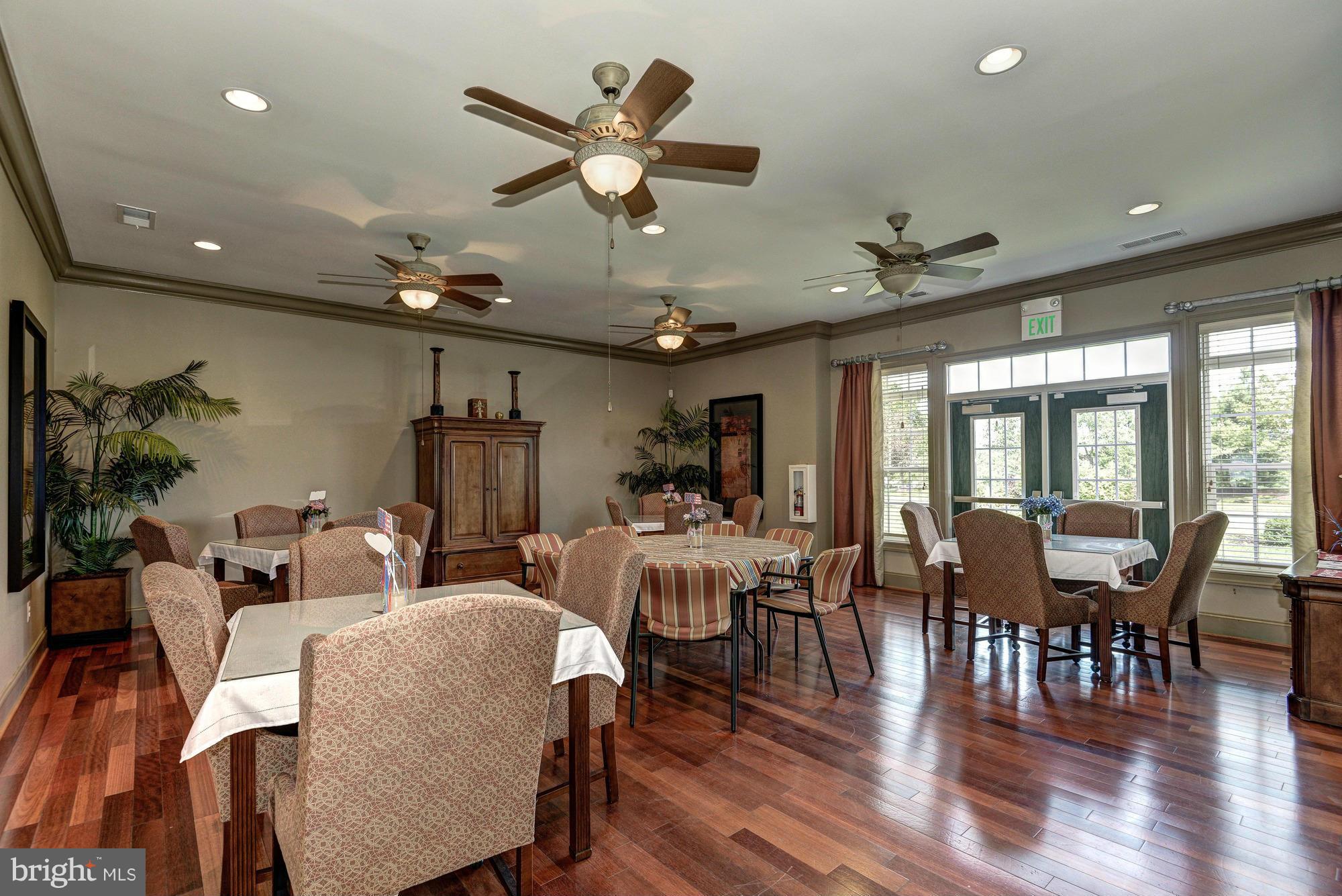 PINEY ORCHARD - Residential