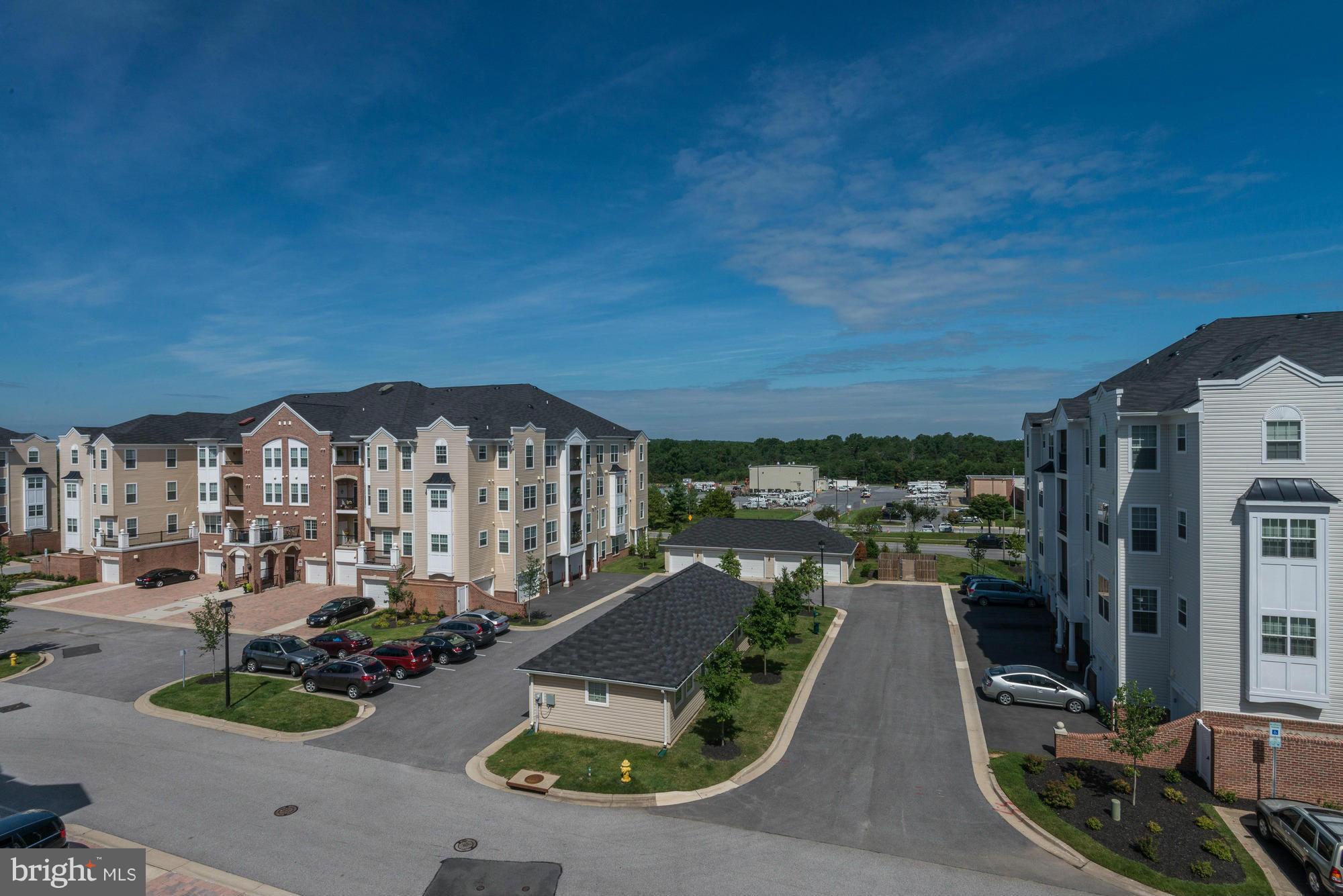 PINEY ORCHARD - Residential