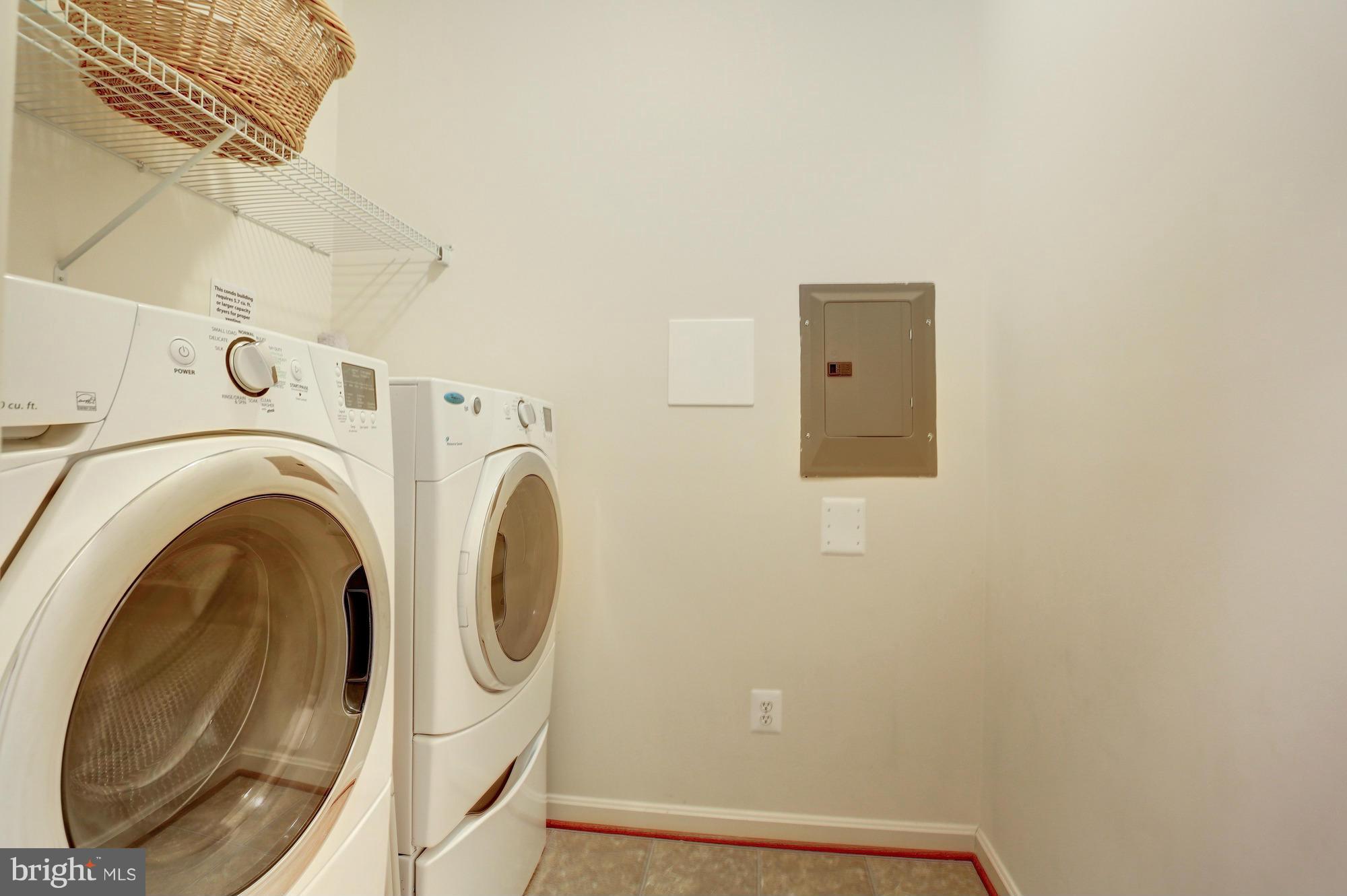 PINEY ORCHARD - Residential