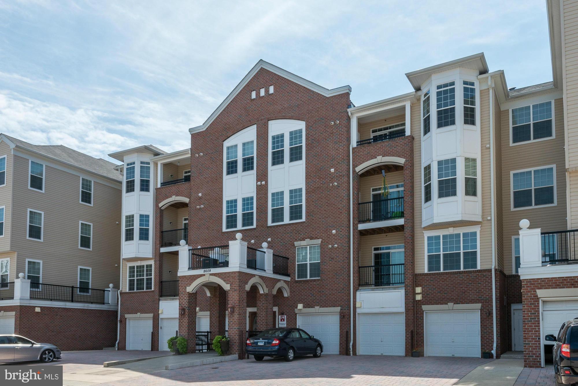 PINEY ORCHARD - Residential