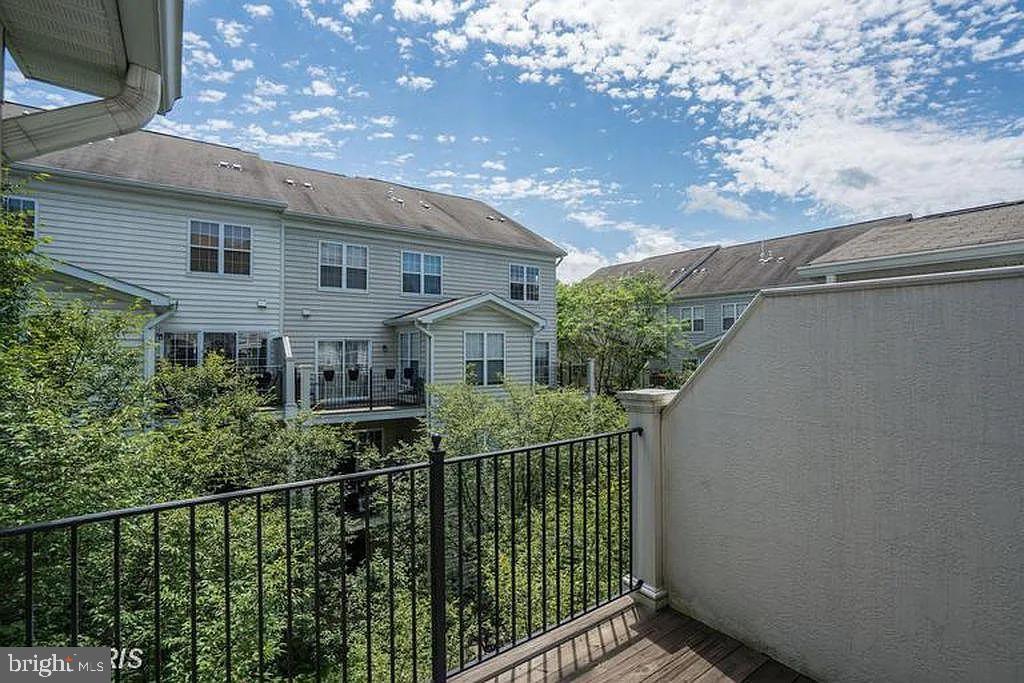 WESTWOOD VILLAGE - Residential Lease