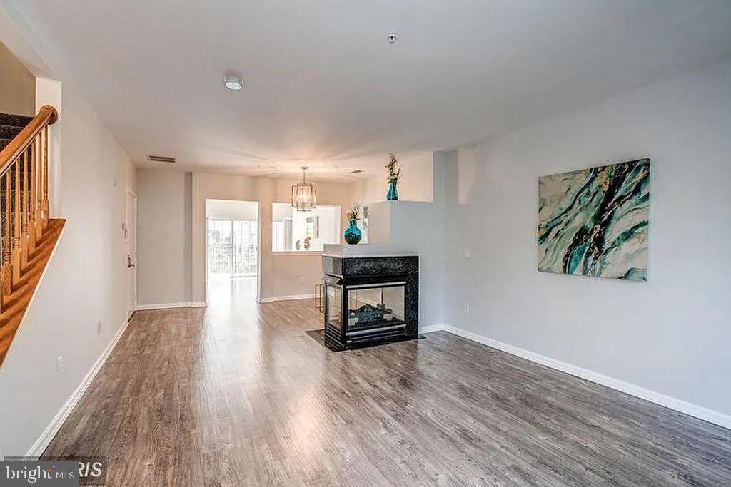 WESTWOOD VILLAGE - Residential Lease