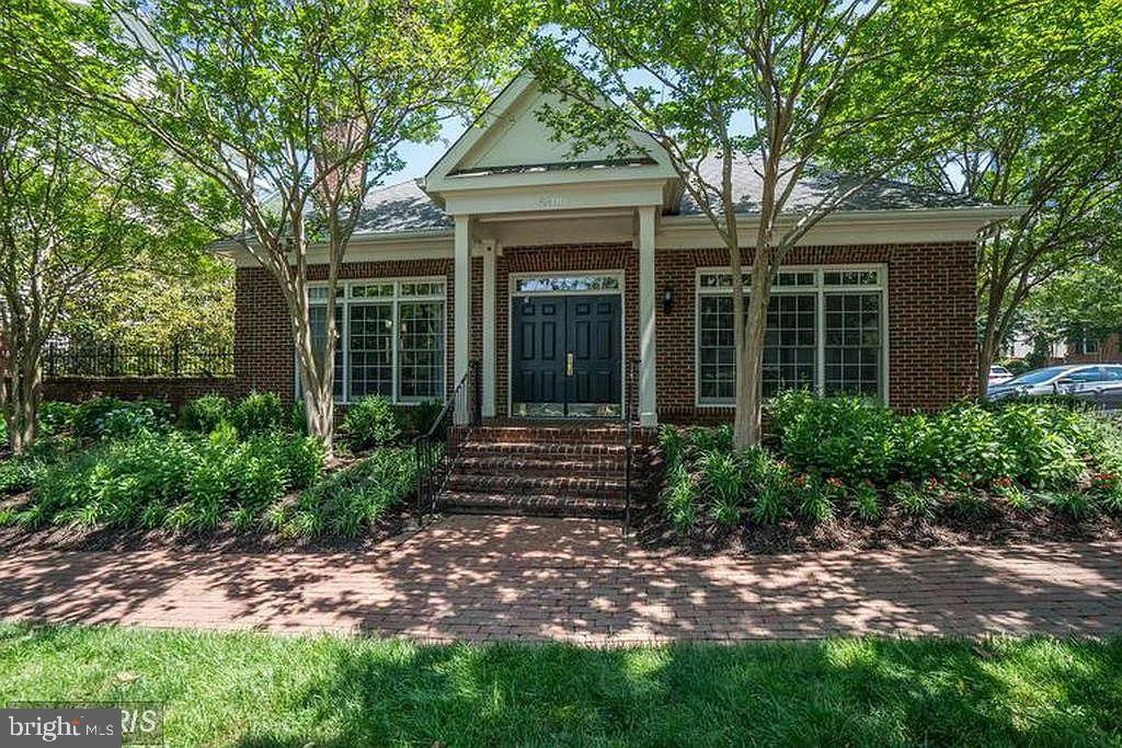 WESTWOOD VILLAGE - Residential Lease