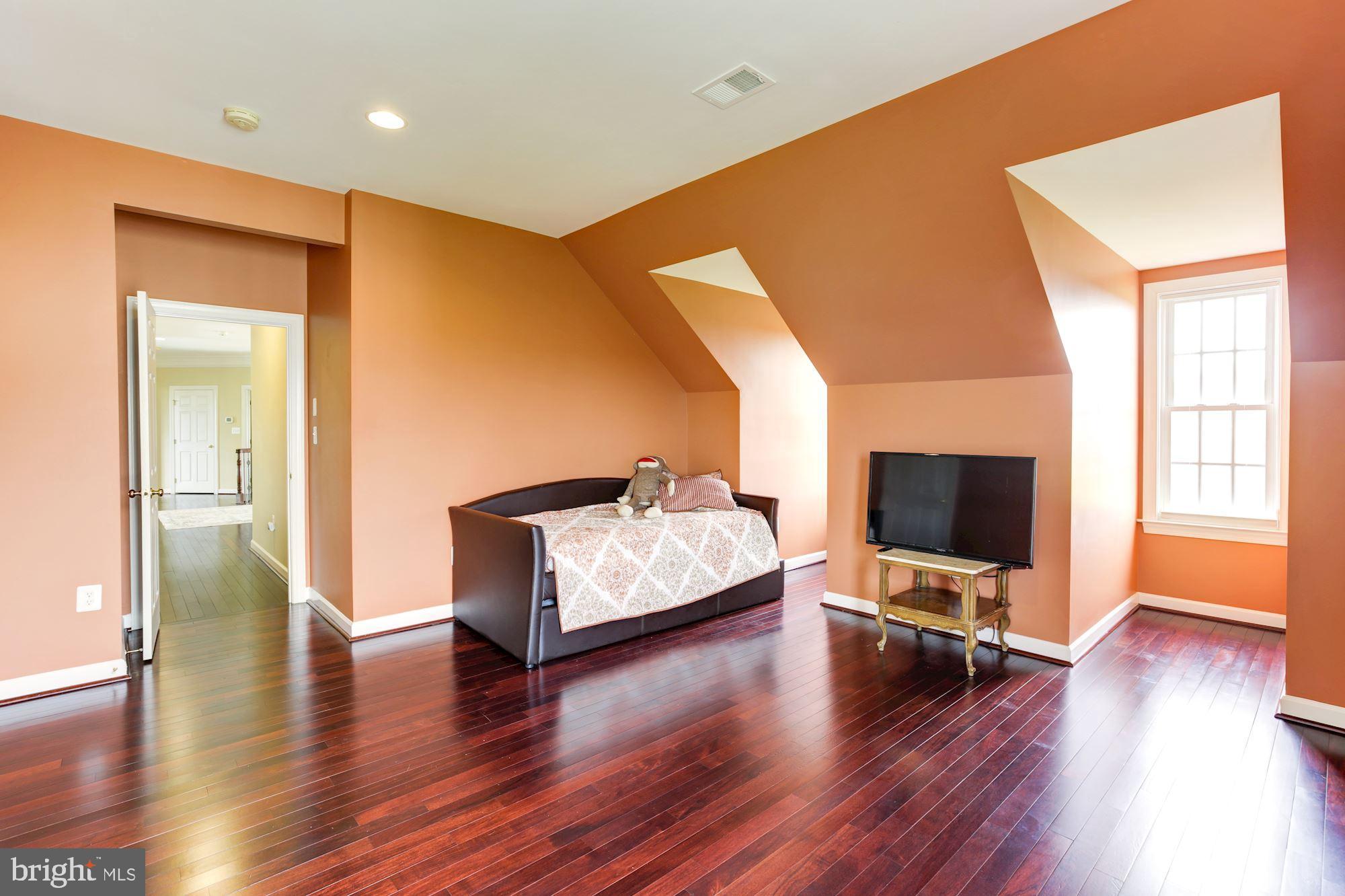 MACBETH FARM - Residential