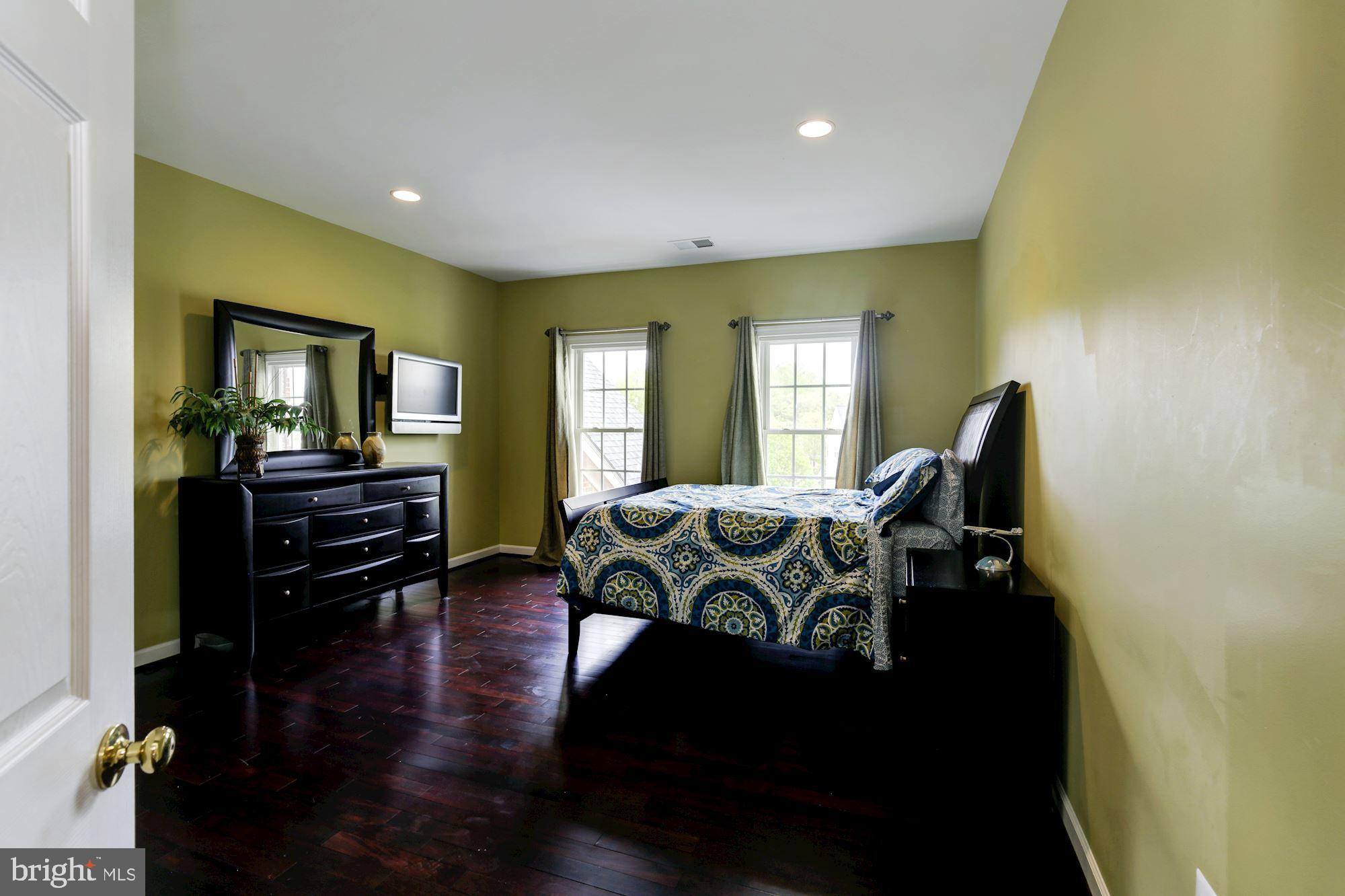 MACBETH FARM - Residential