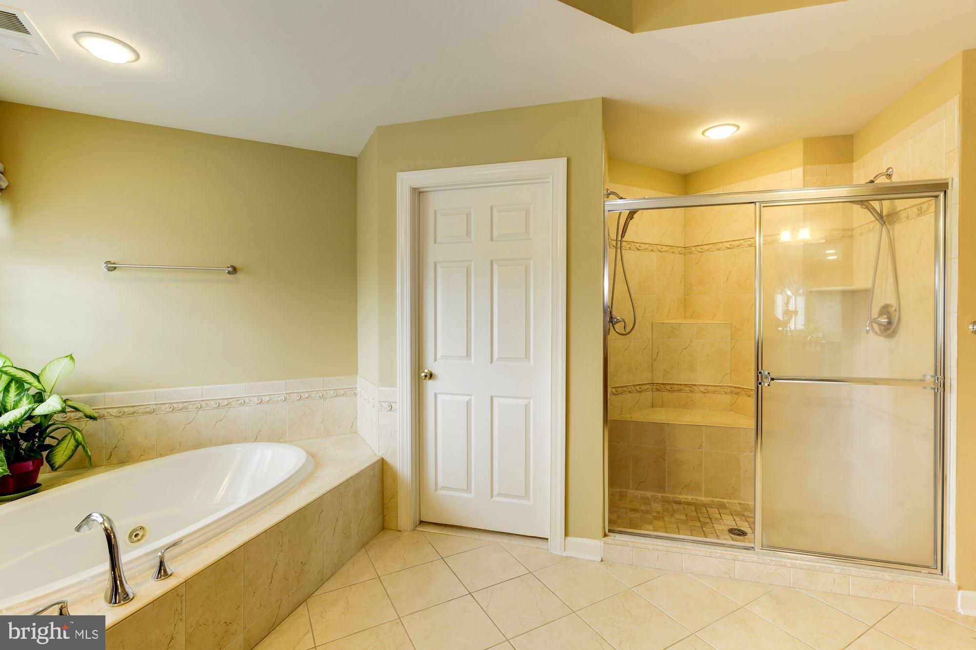 MACBETH FARM - Residential