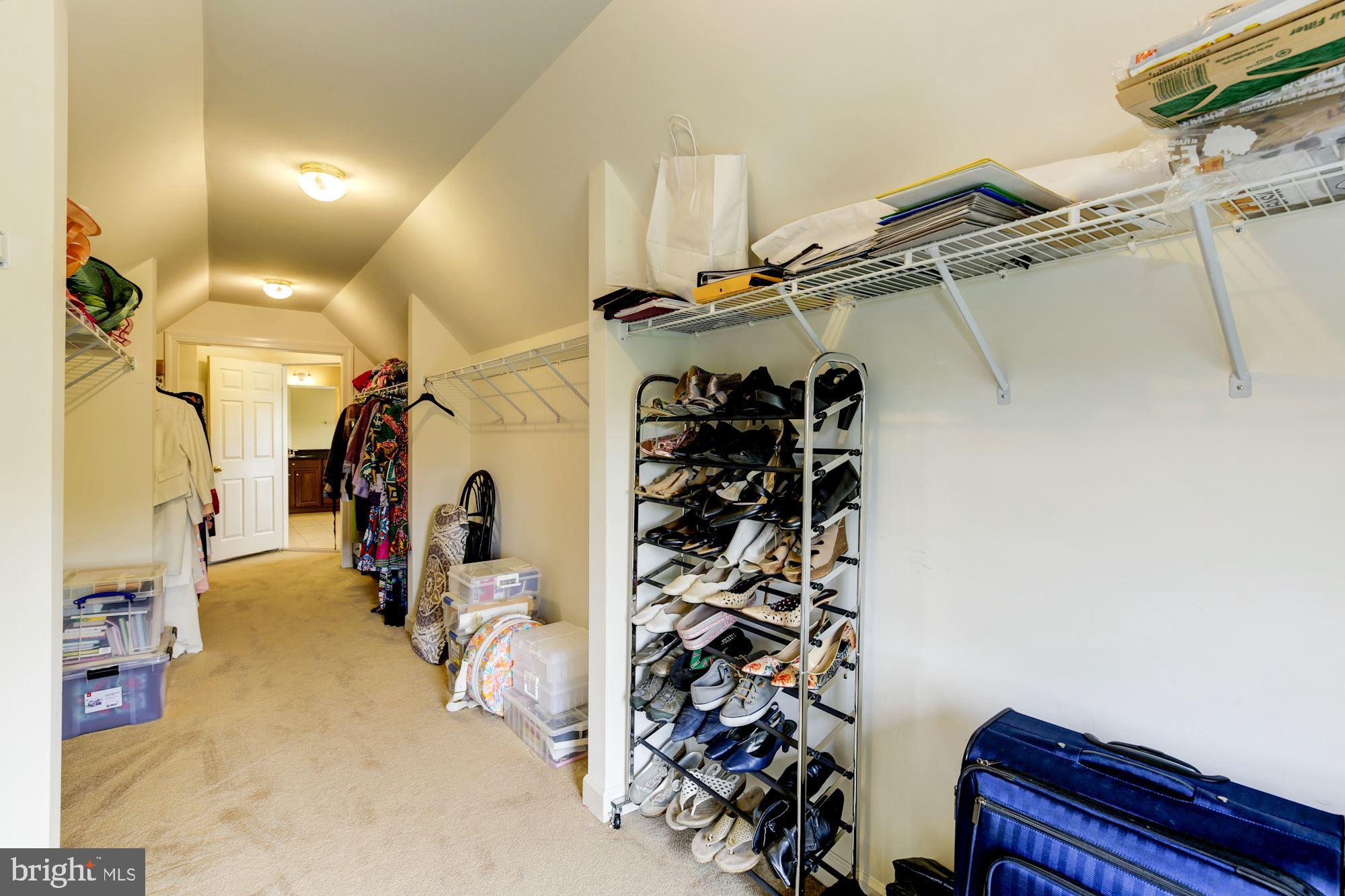 MACBETH FARM - Residential