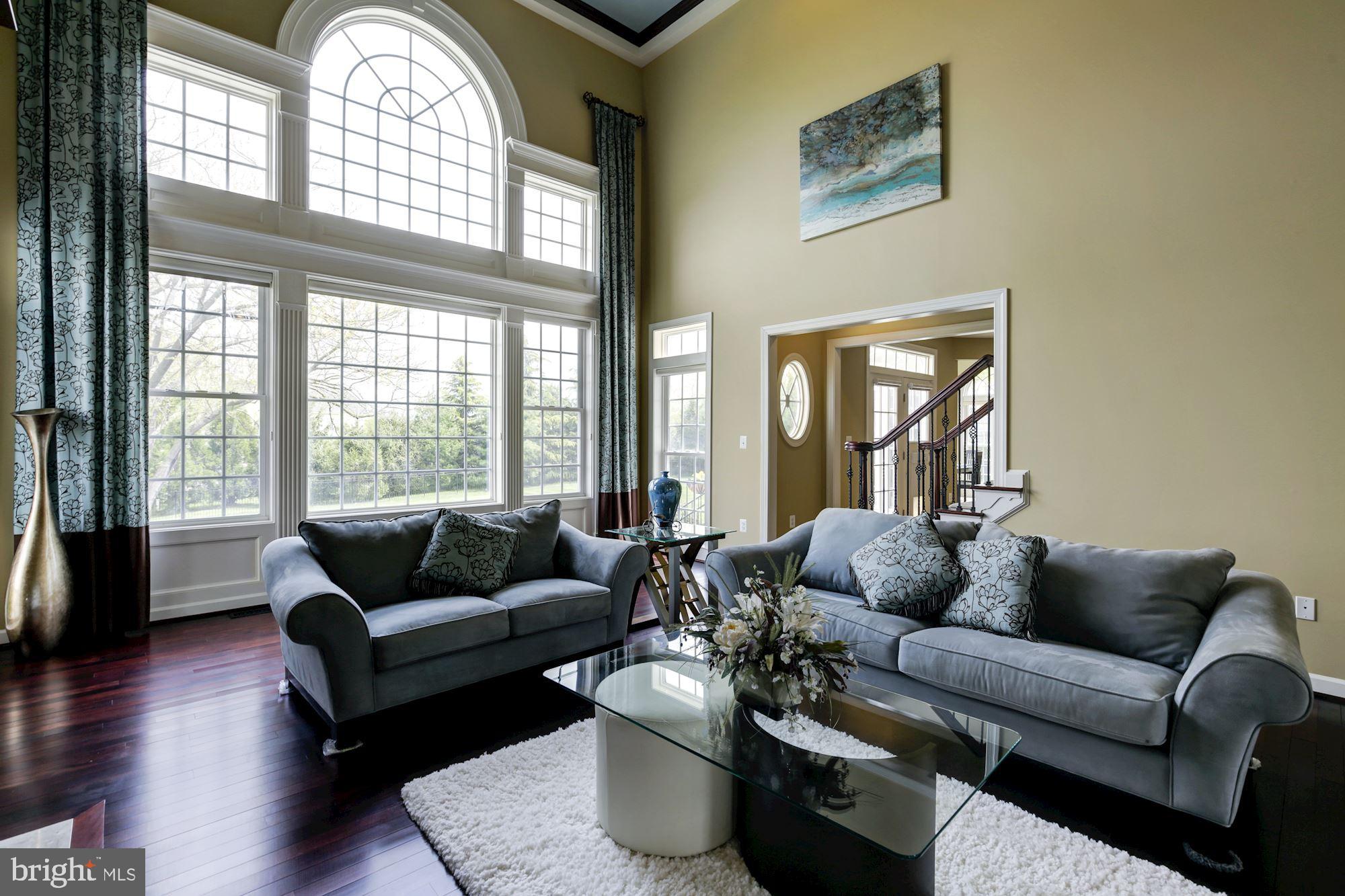 MACBETH FARM - Residential