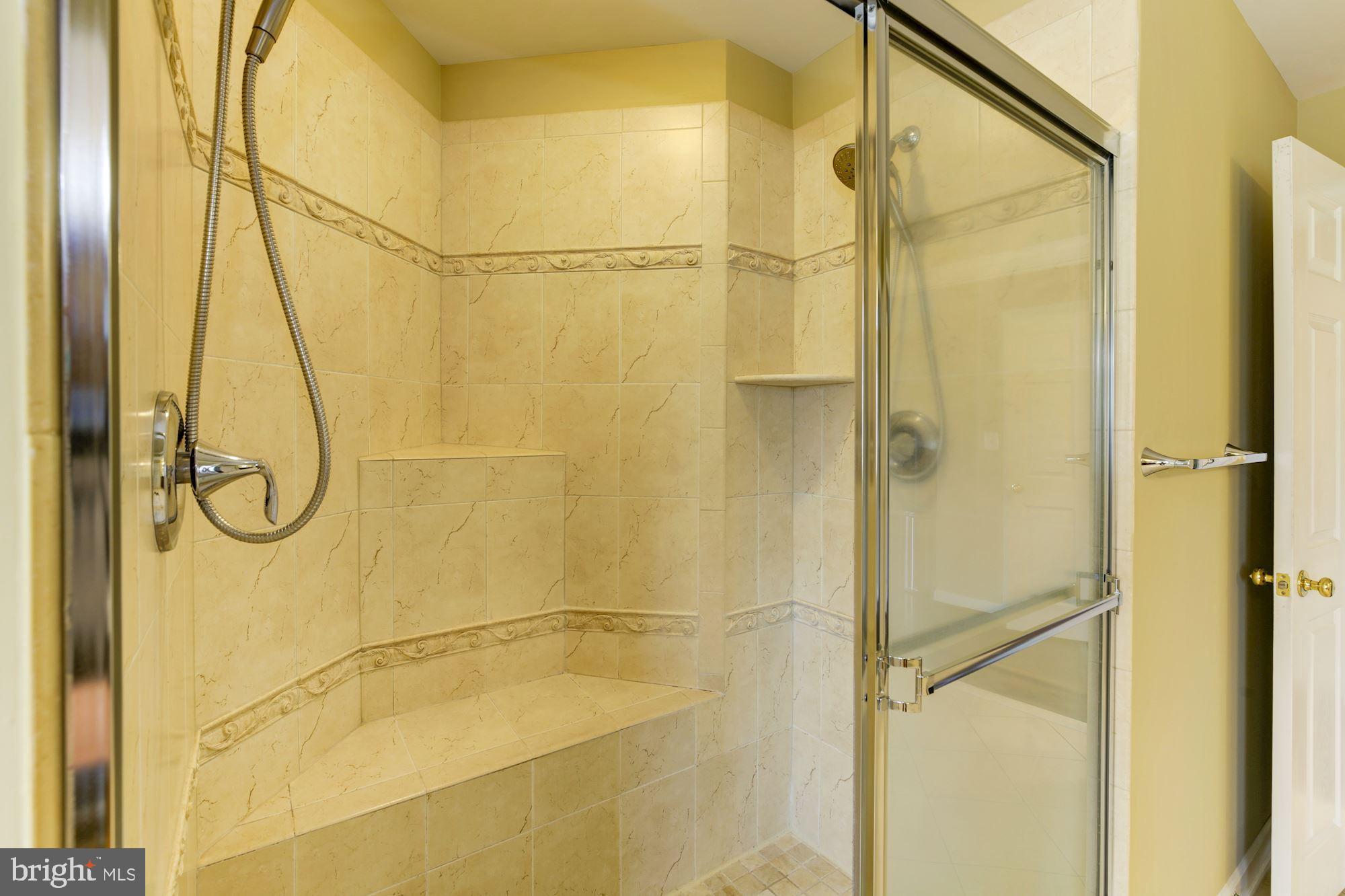 MACBETH FARM - Residential