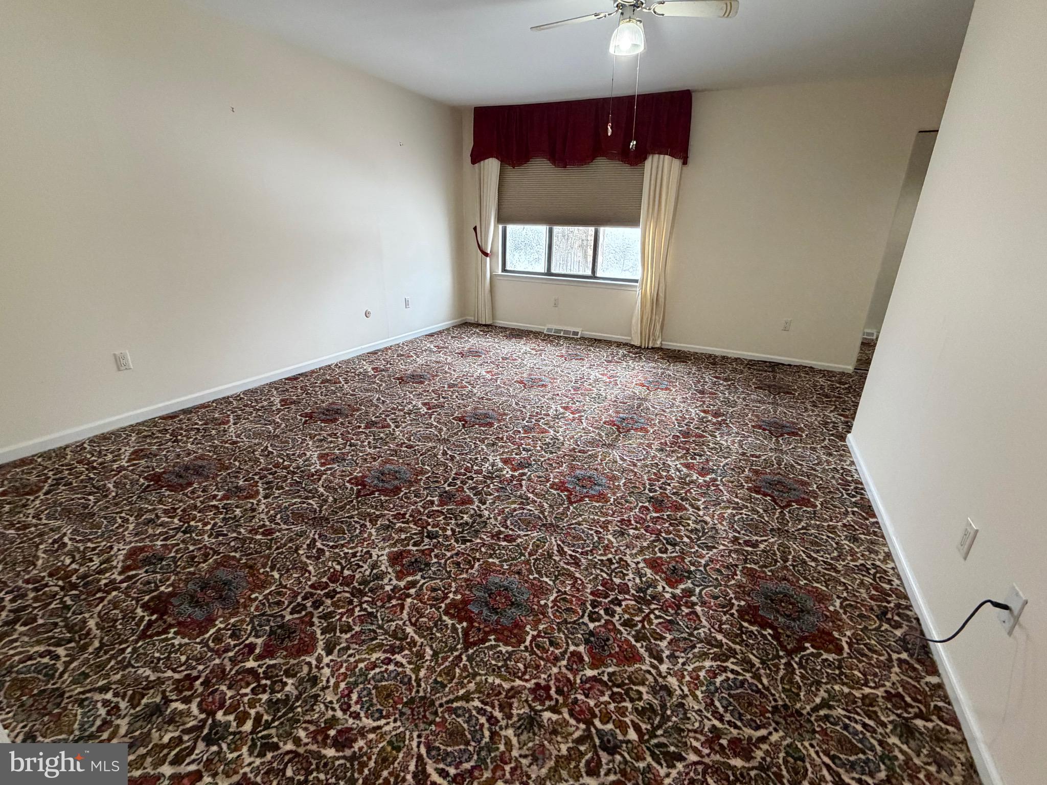 HEADLEY TRACE - Residential