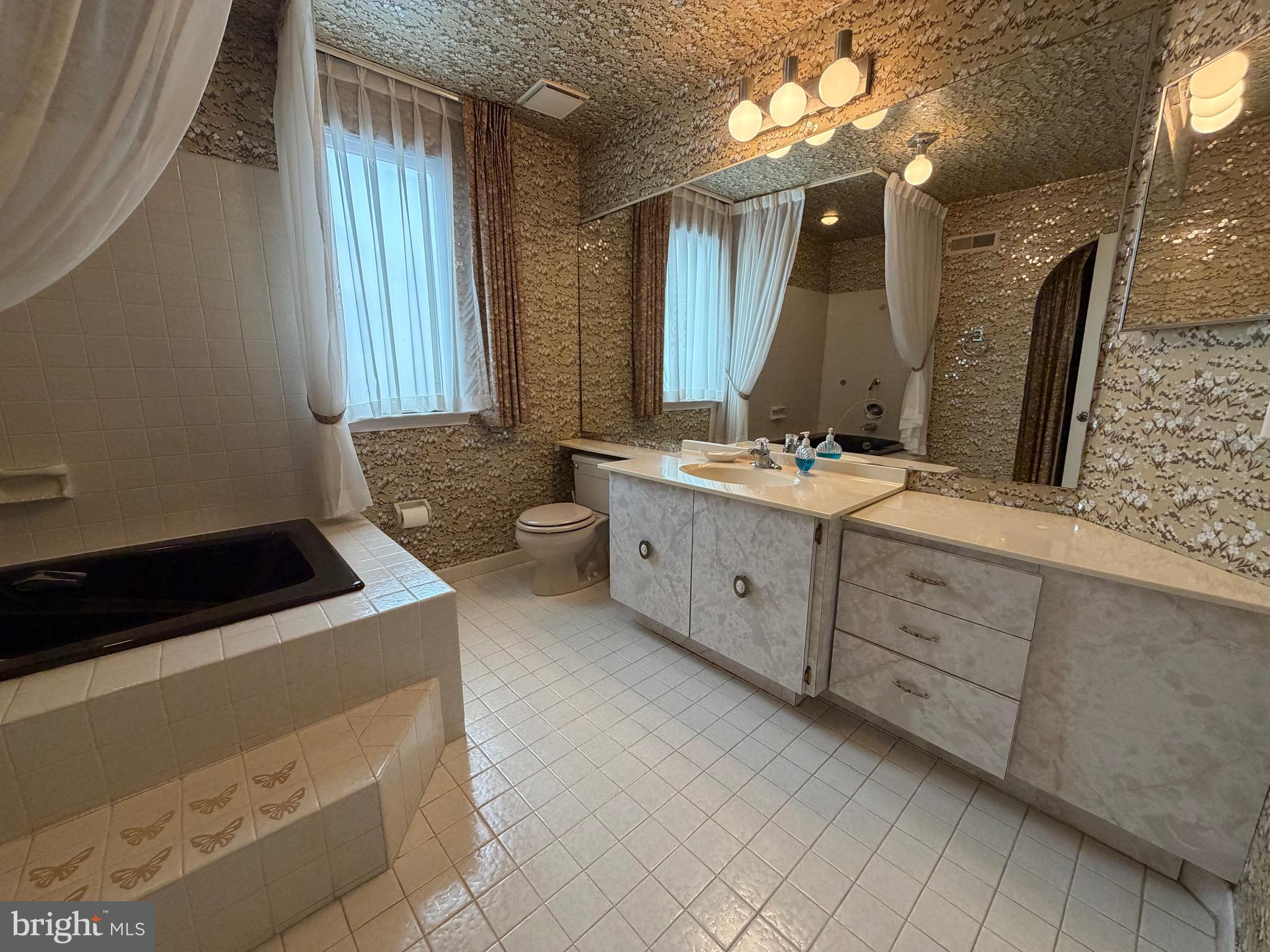 HEADLEY TRACE - Residential