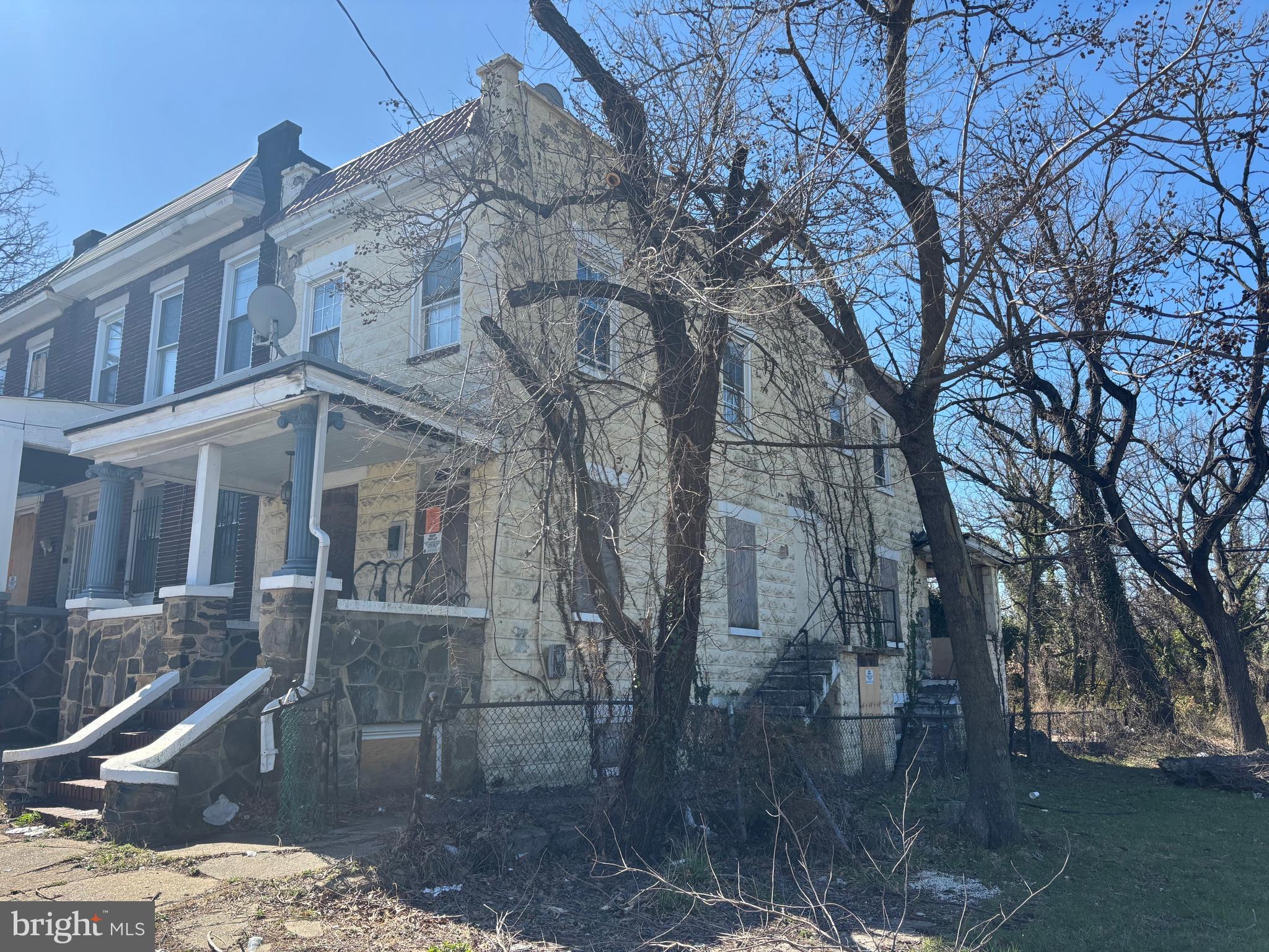 WESTPORT - Residential