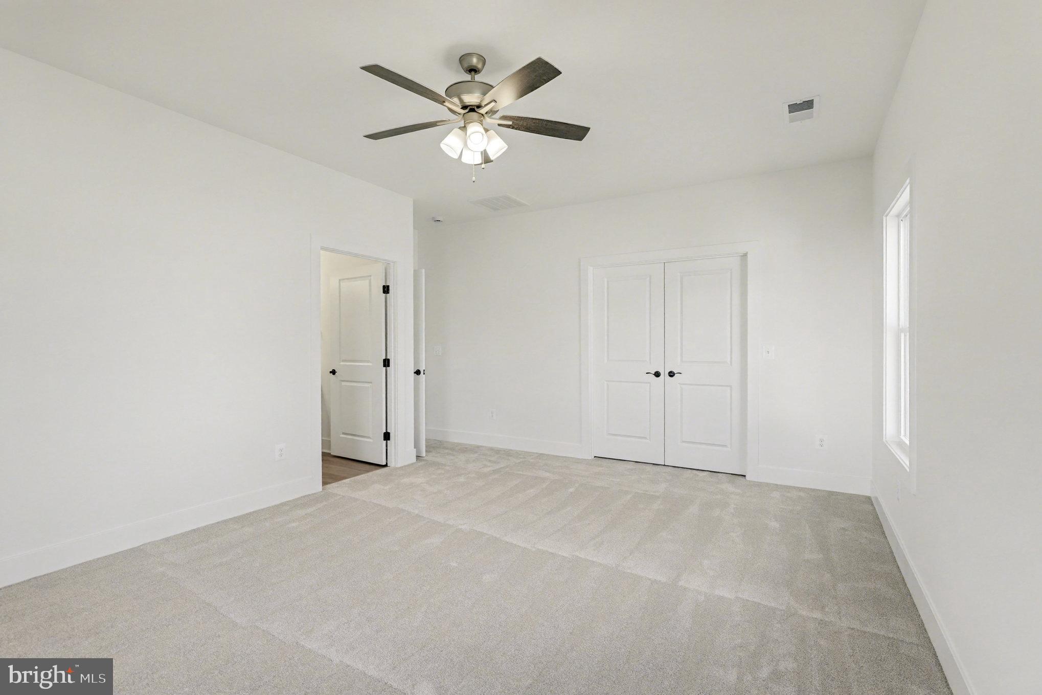 BROOKFIELD - Residential