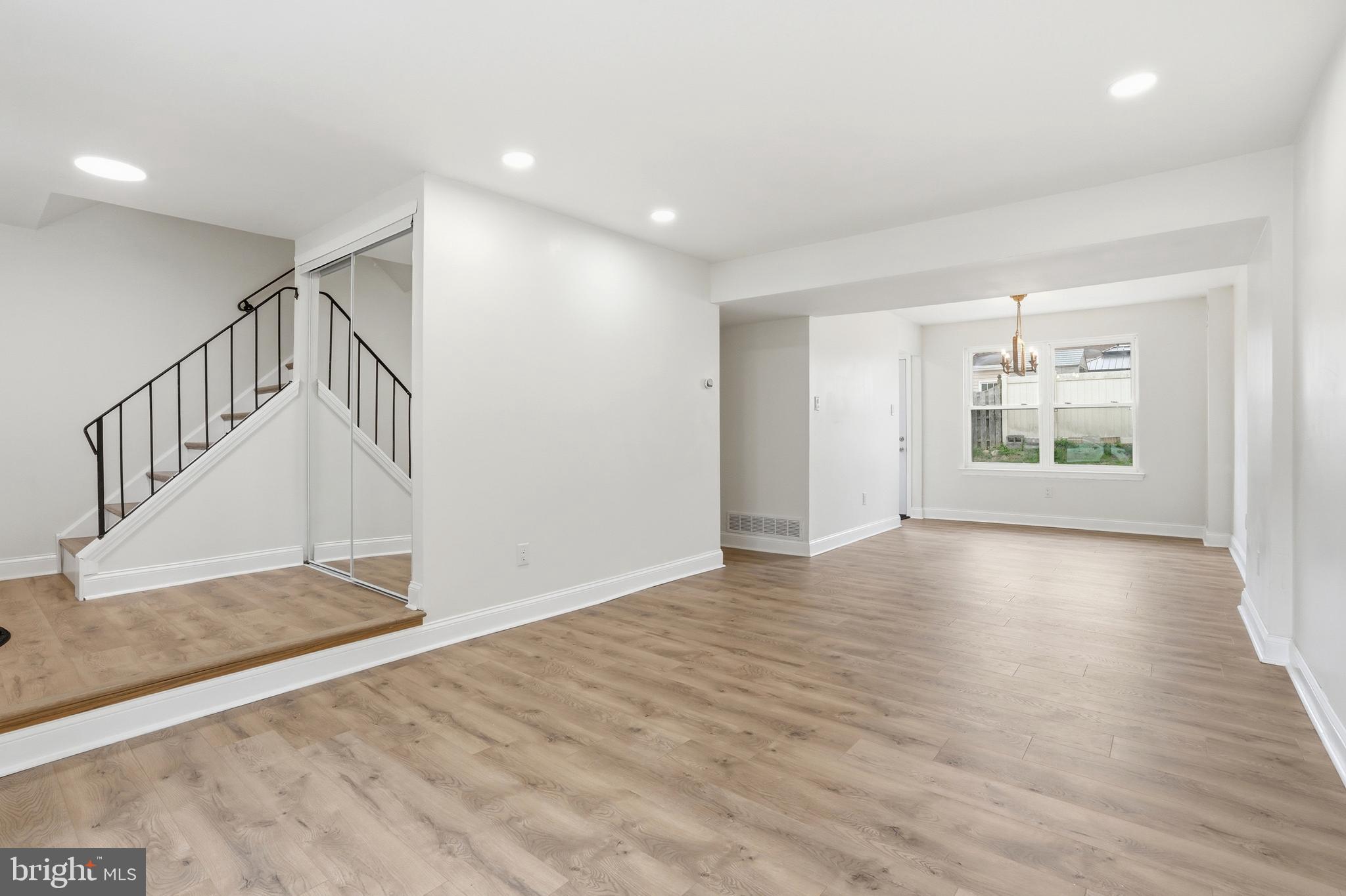 NESHAMINY VALLEY - Residential