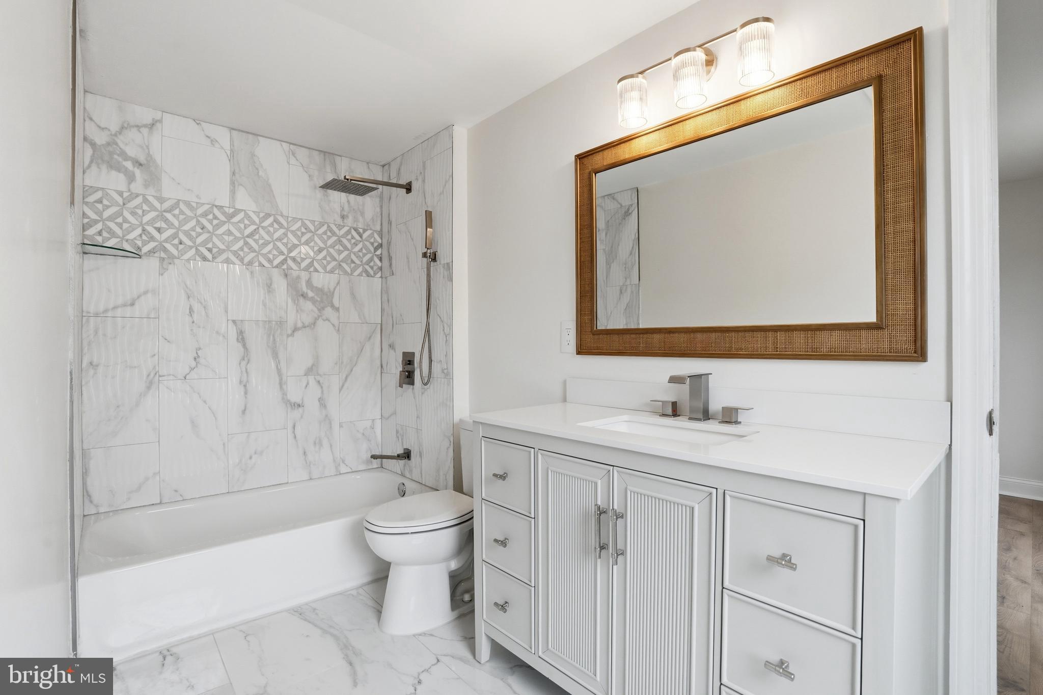 NESHAMINY VALLEY - Residential