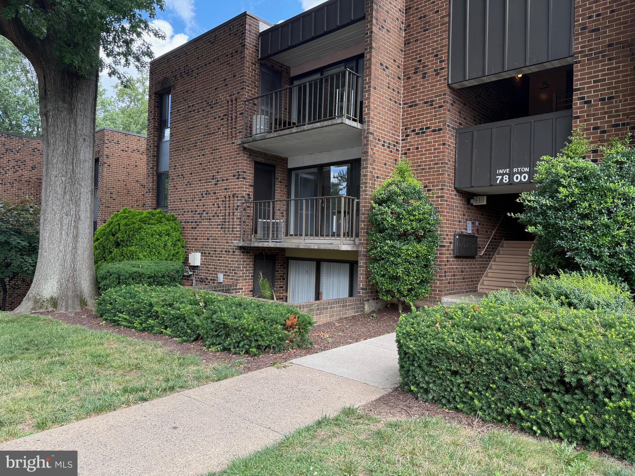 7800 INVERTON ROAD 201