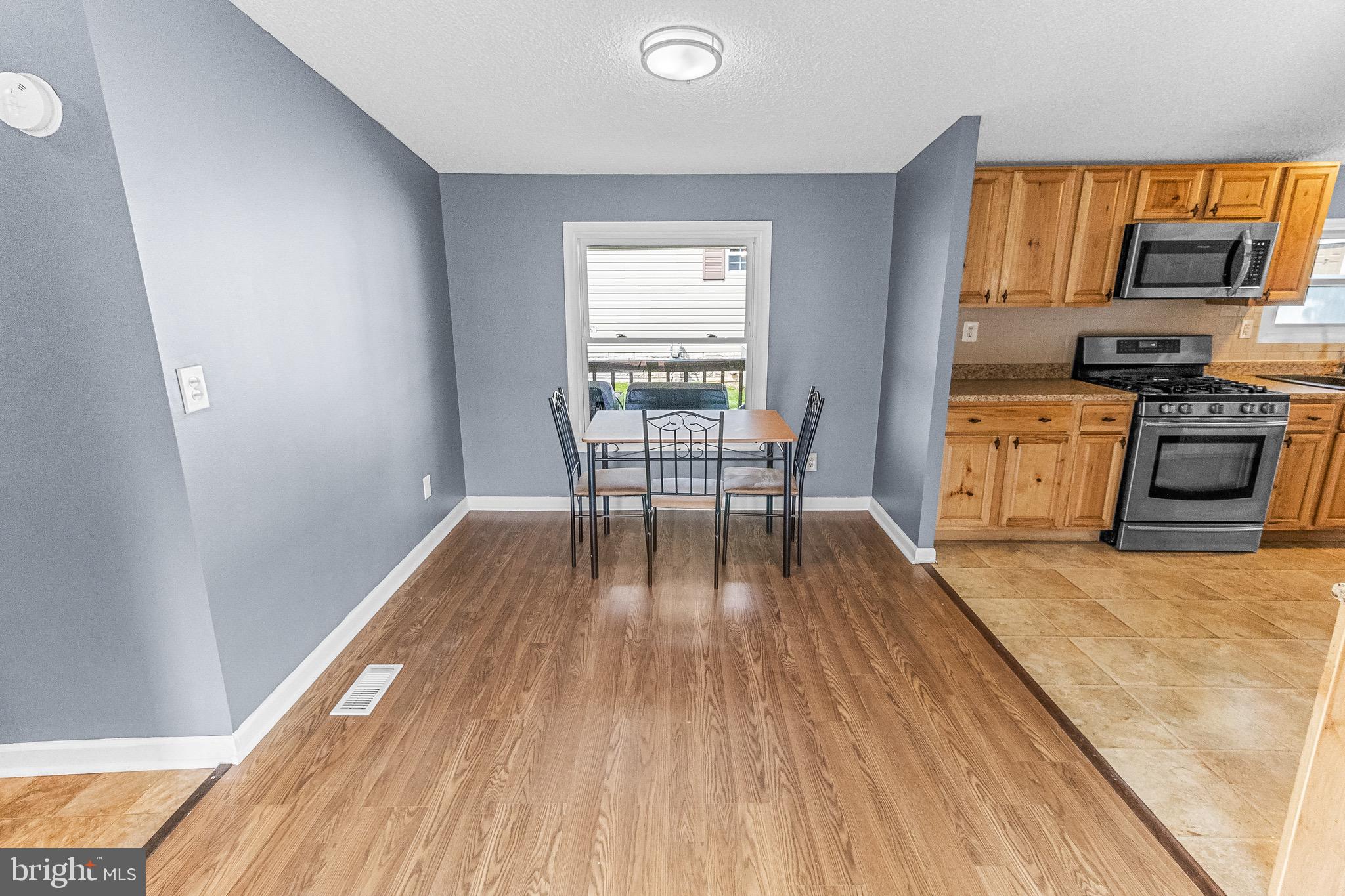 HIGHLAND MANOR - Residential