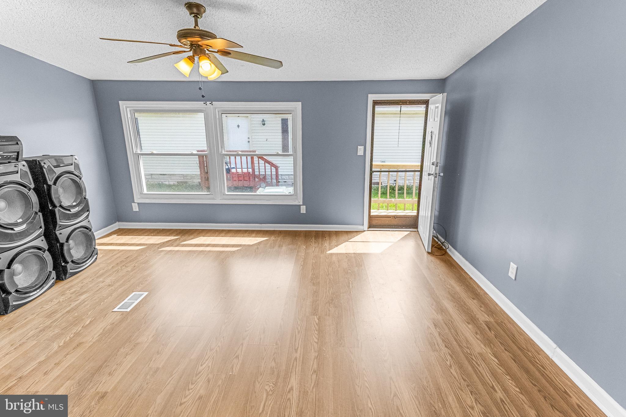 HIGHLAND MANOR - Residential