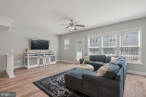 Tiny photo for 17259 Herring Gull Lane, DUMFRIES, VA 22026 (MLS # VAPW2118572)