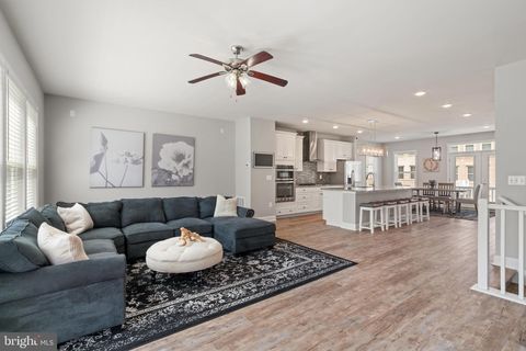Tiny photo for 17259 Herring Gull Lane, DUMFRIES, VA 22026 (MLS # VAPW2118572)