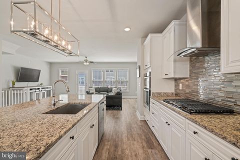 Tiny photo for 17259 Herring Gull Lane, DUMFRIES, VA 22026 (MLS # VAPW2118572)