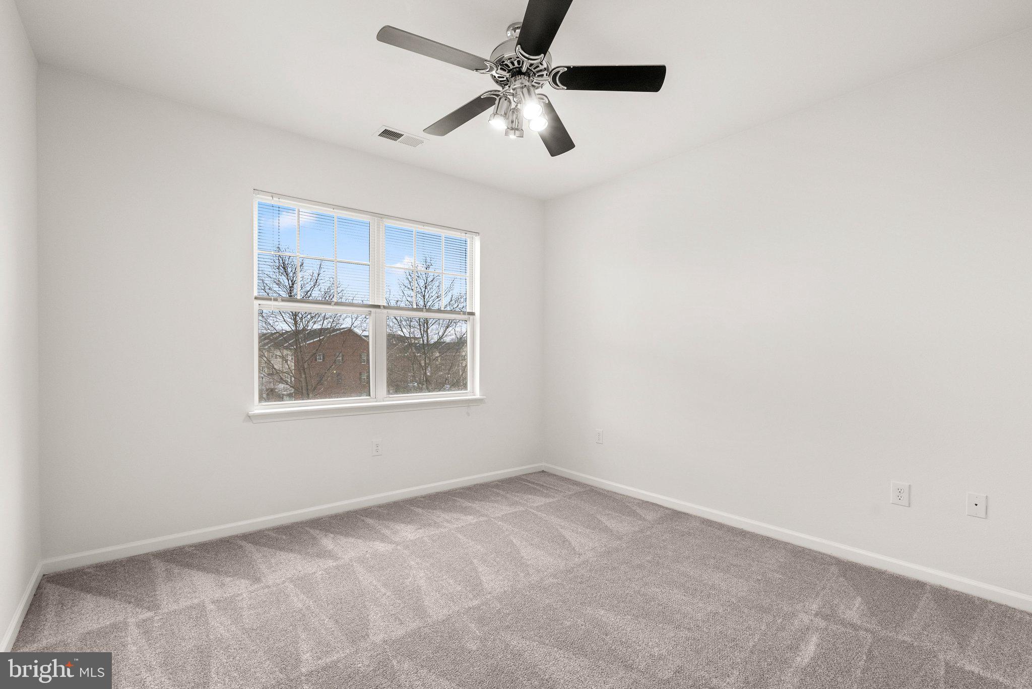 ASHMORE AT GERMANOWN COMMUNITY - Residential