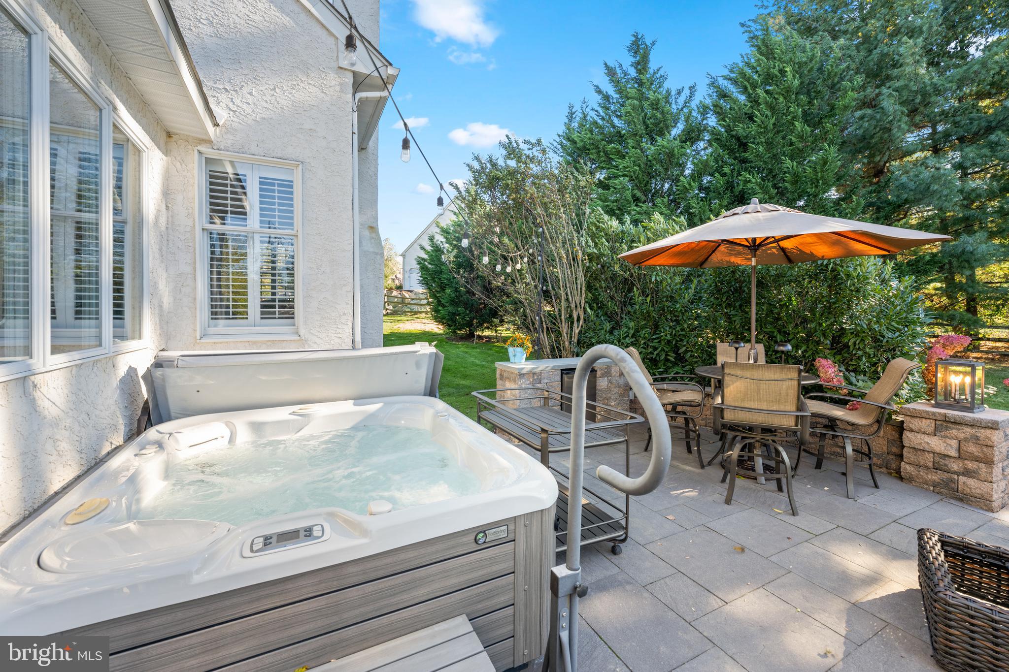 LAKERIDGE - Residential