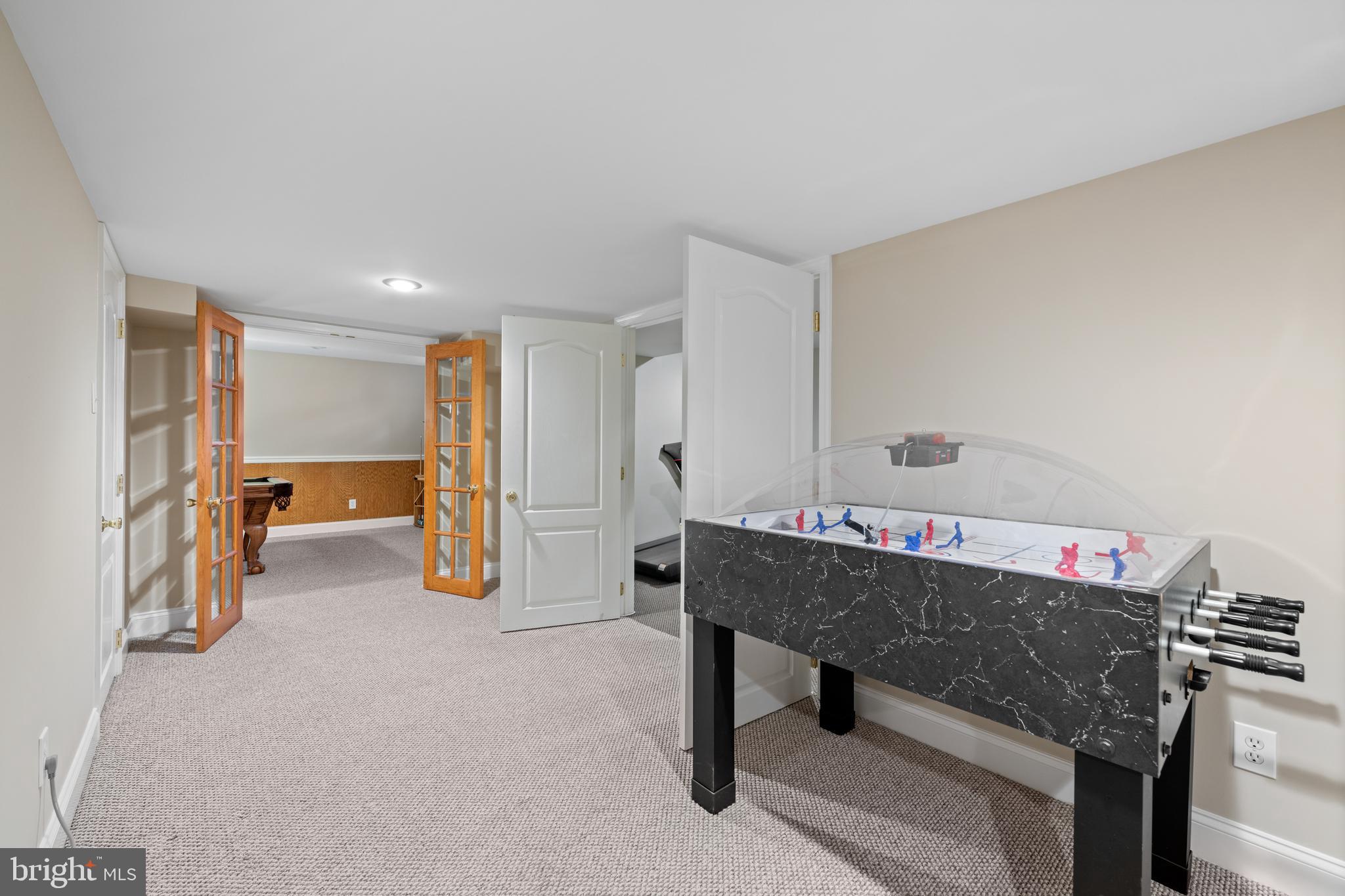 LAKERIDGE - Residential