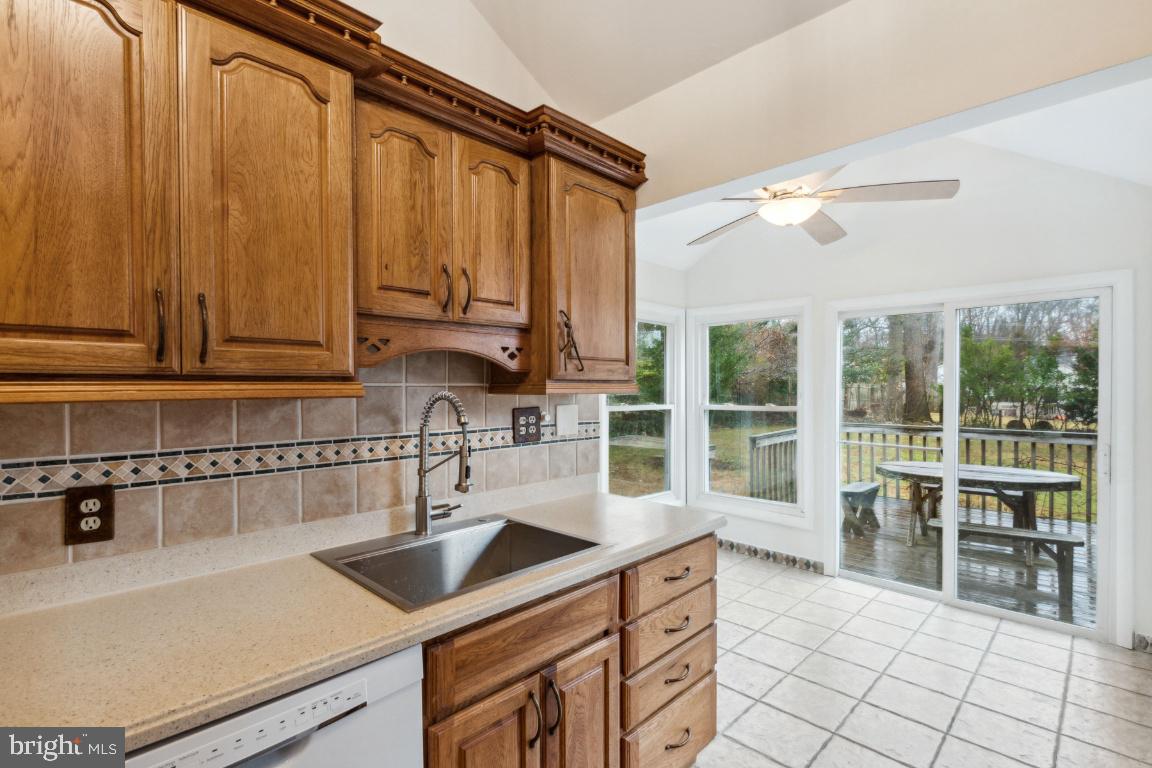 ROCKCREST - Residential