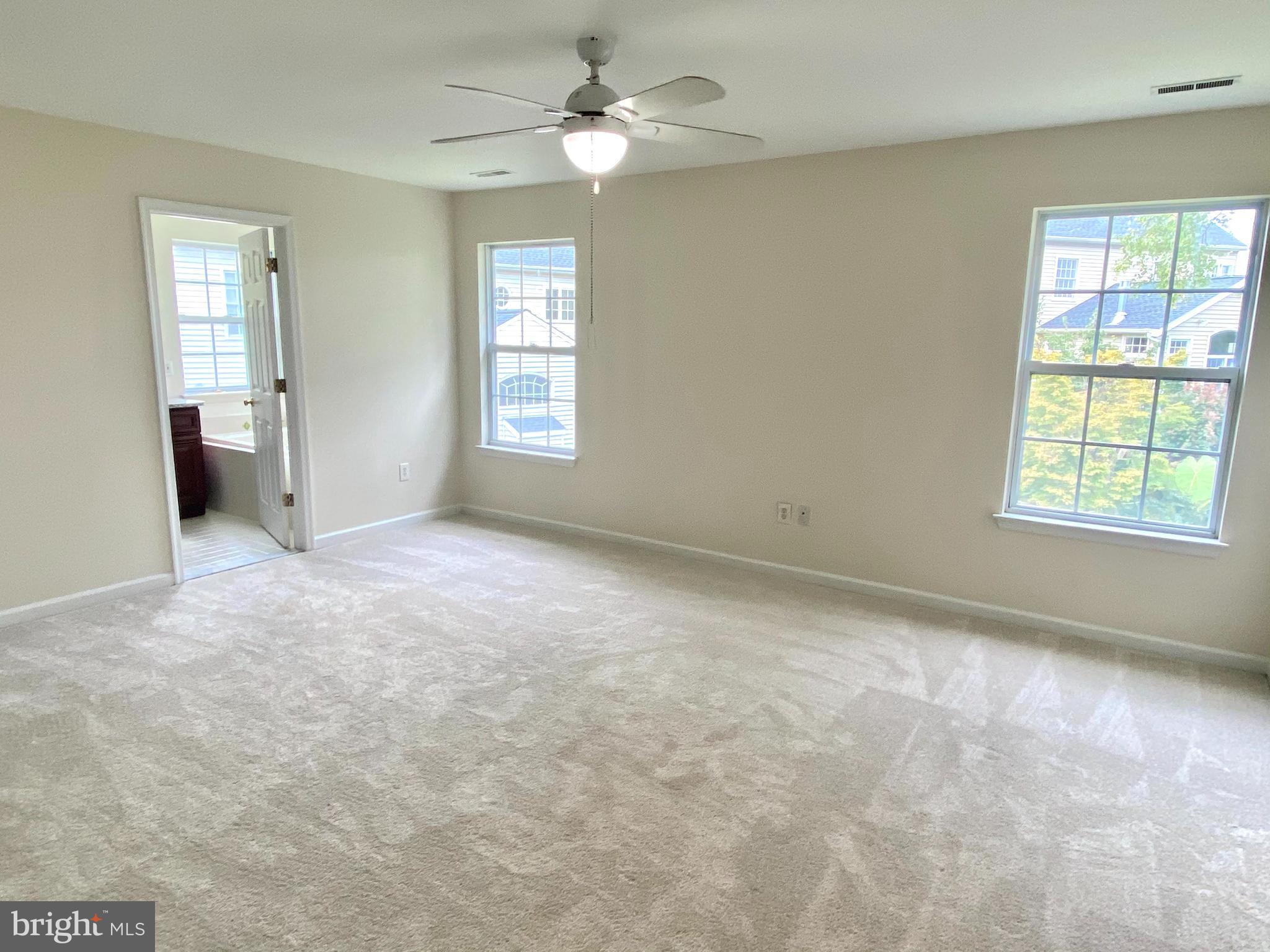 VILLAGE OF LONG REACH - Residential