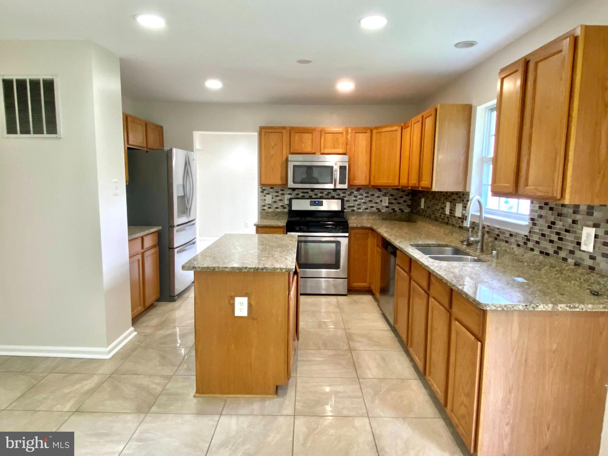 VILLAGE OF LONG REACH - Residential