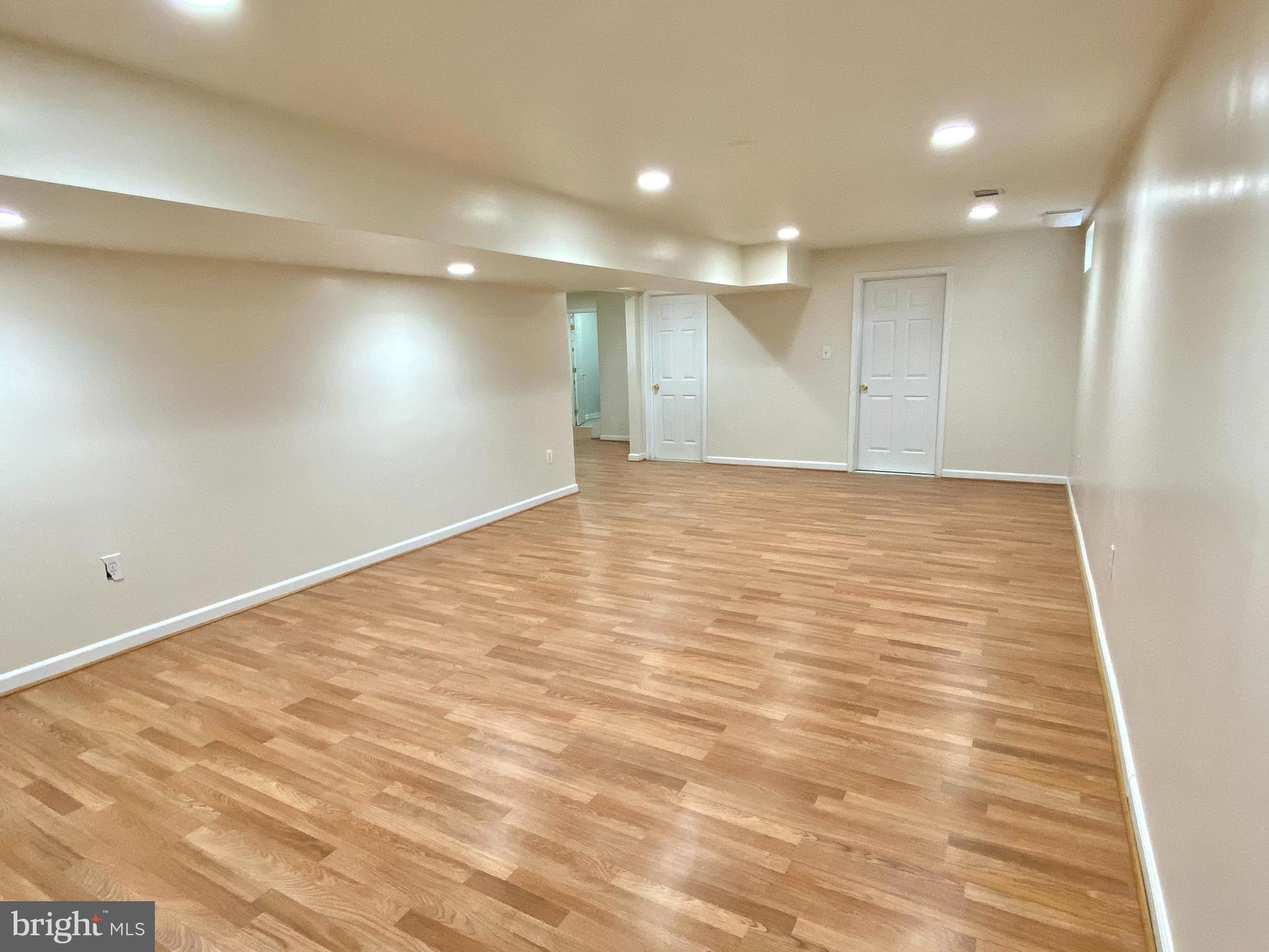 VILLAGE OF LONG REACH - Residential