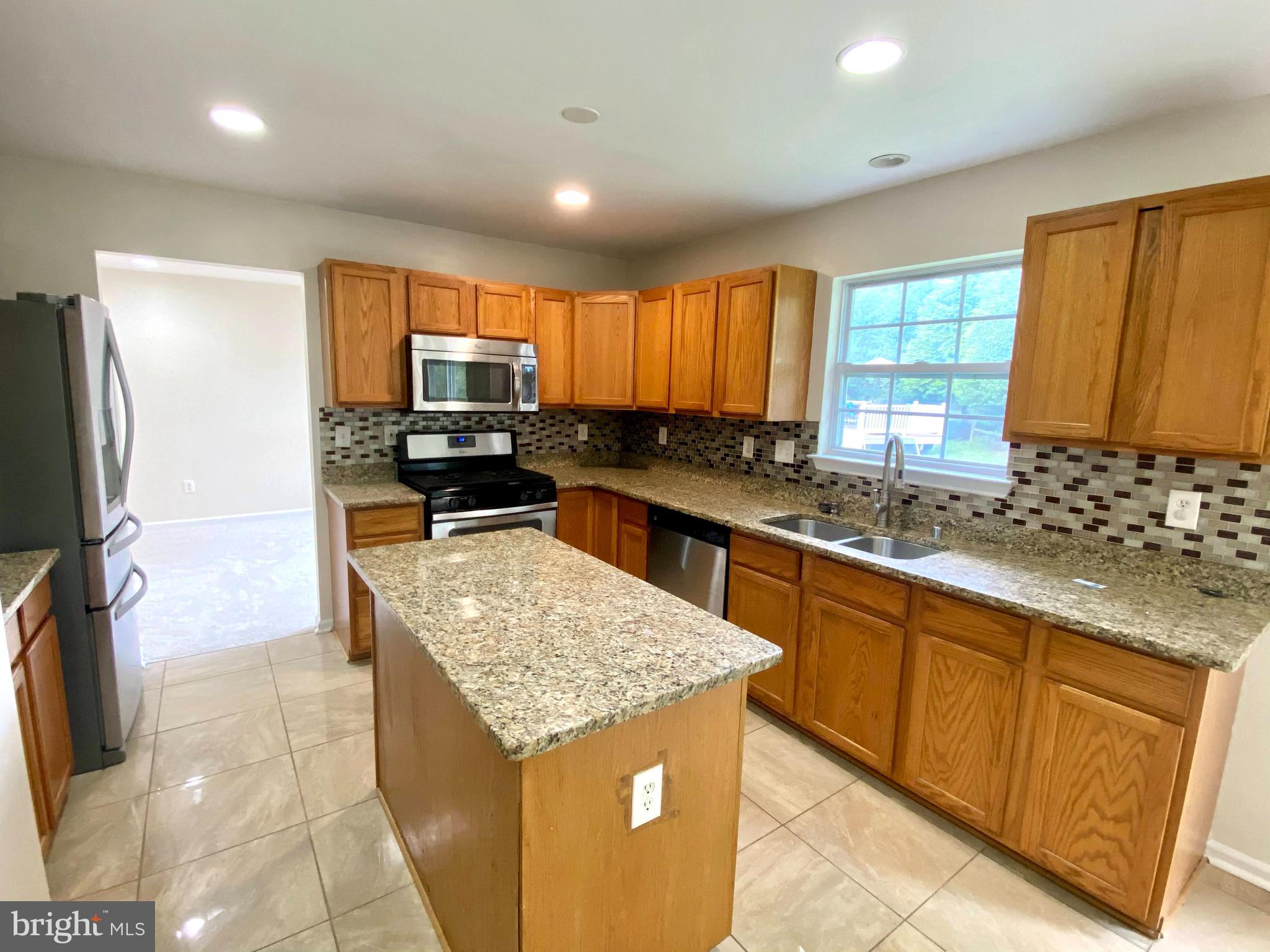 VILLAGE OF LONG REACH - Residential