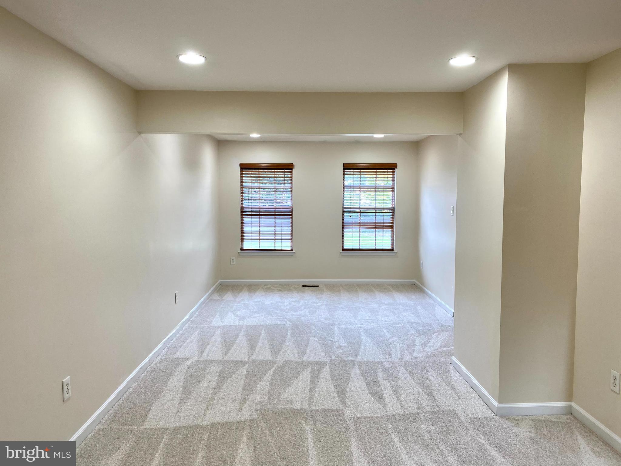 VILLAGE OF LONG REACH - Residential