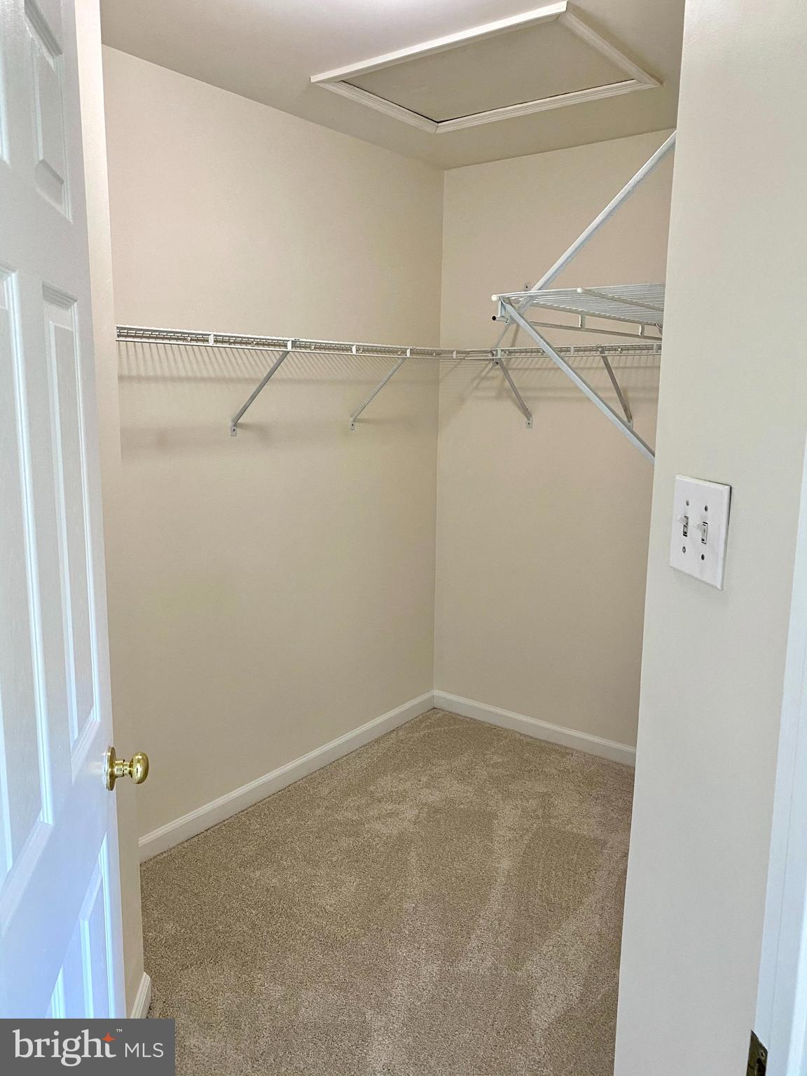 VILLAGE OF LONG REACH - Residential