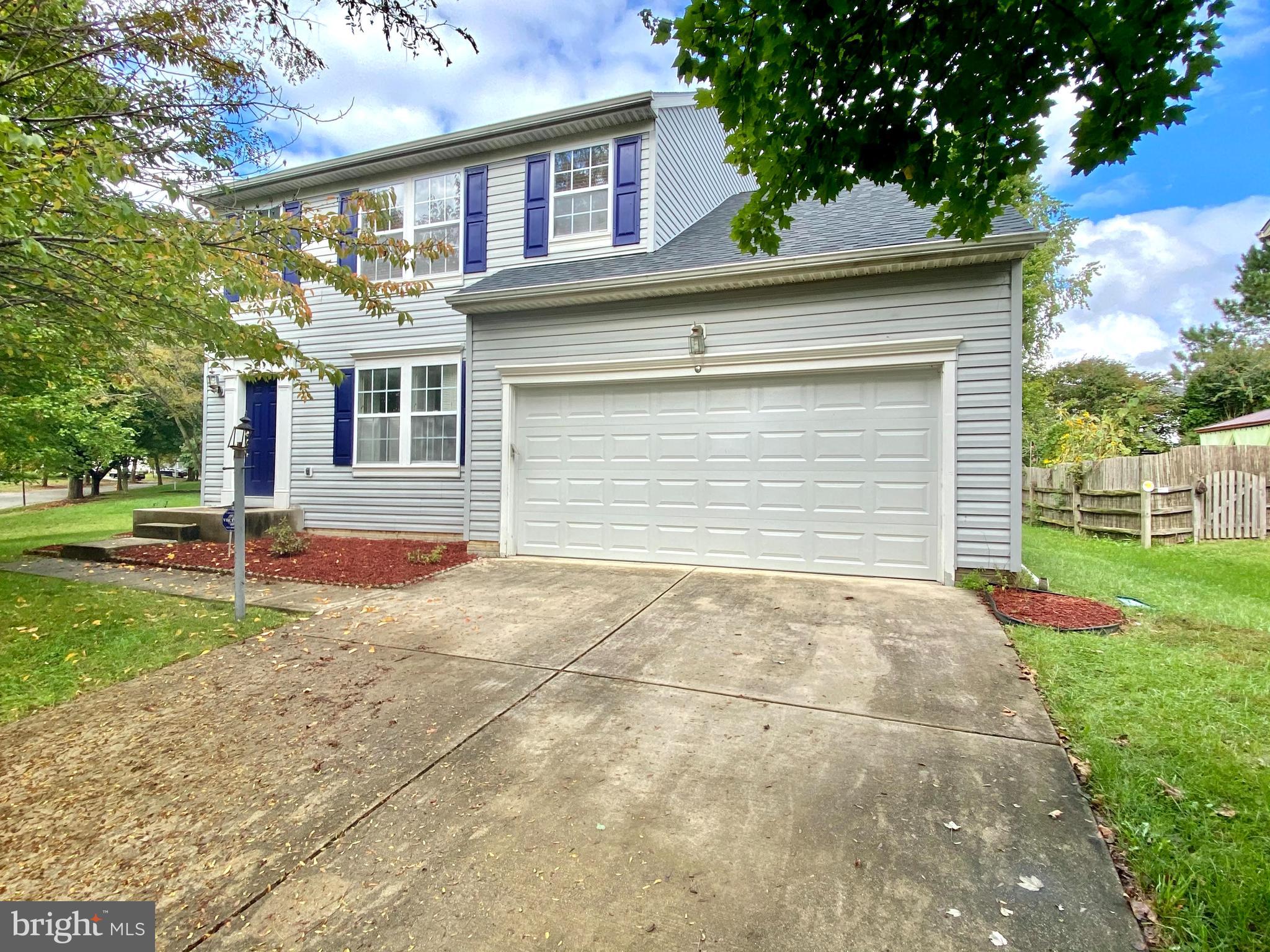 VILLAGE OF LONG REACH - Residential