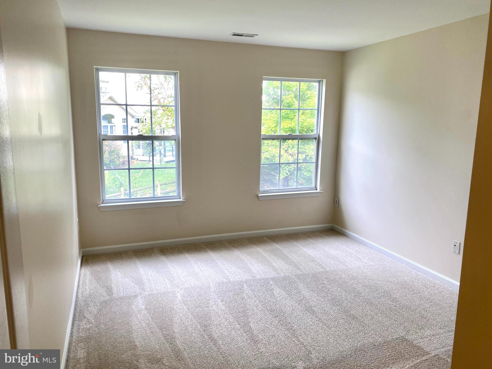 VILLAGE OF LONG REACH - Residential